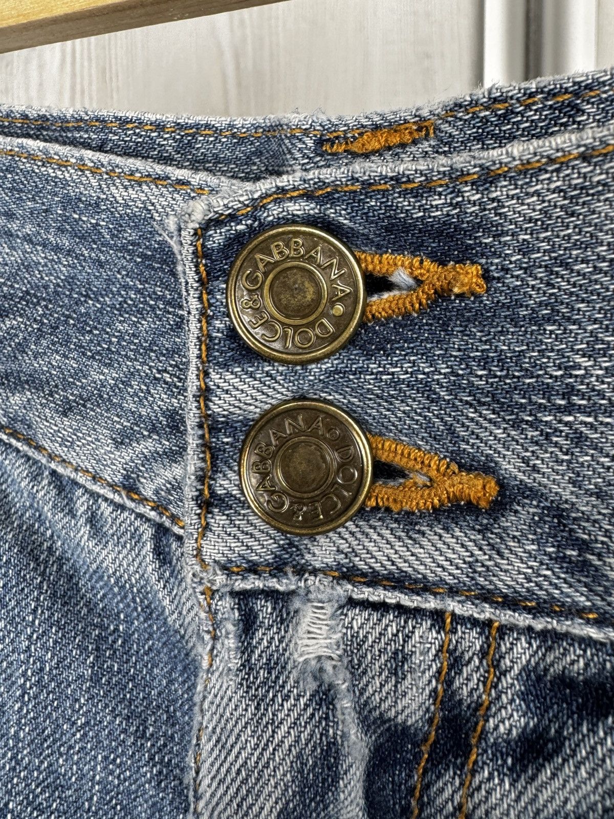 Dolce & Gabbana Dolce & Gabbana 16 Cuba Big Logo Denim Shorts Size US 32 / EU 48 - 7 Thumbnail