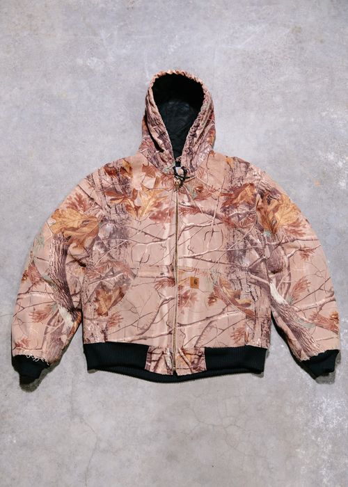 Pink camo carhartt clearance jacket