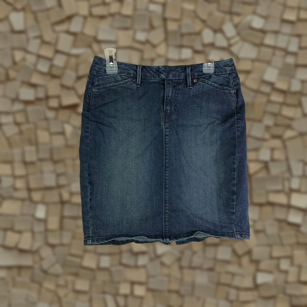 Levi's Levi's Mini Skirt Blue Denim Cotton Size 27 Women Regular Waist 29" Measured Vintage No Slit Zip Front Size 27" / US 4 / IT 40 - 1 Thumbnail