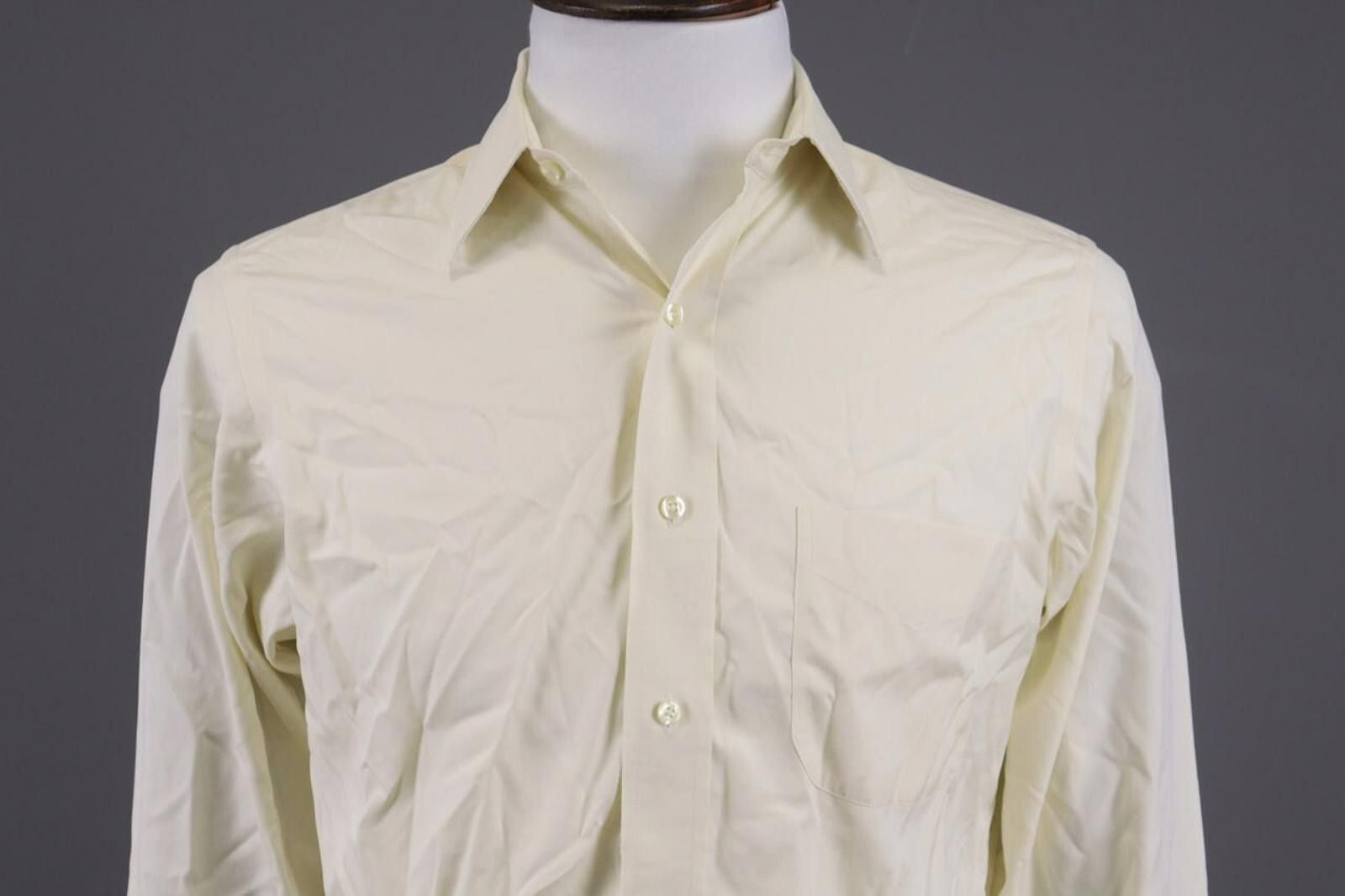 Brooks Brothers Brooks Brothers Yellow Button Down Dress Shirt Size 14 / 32 Size US M / EU 48-50 / 2 - 2 Thumbnail