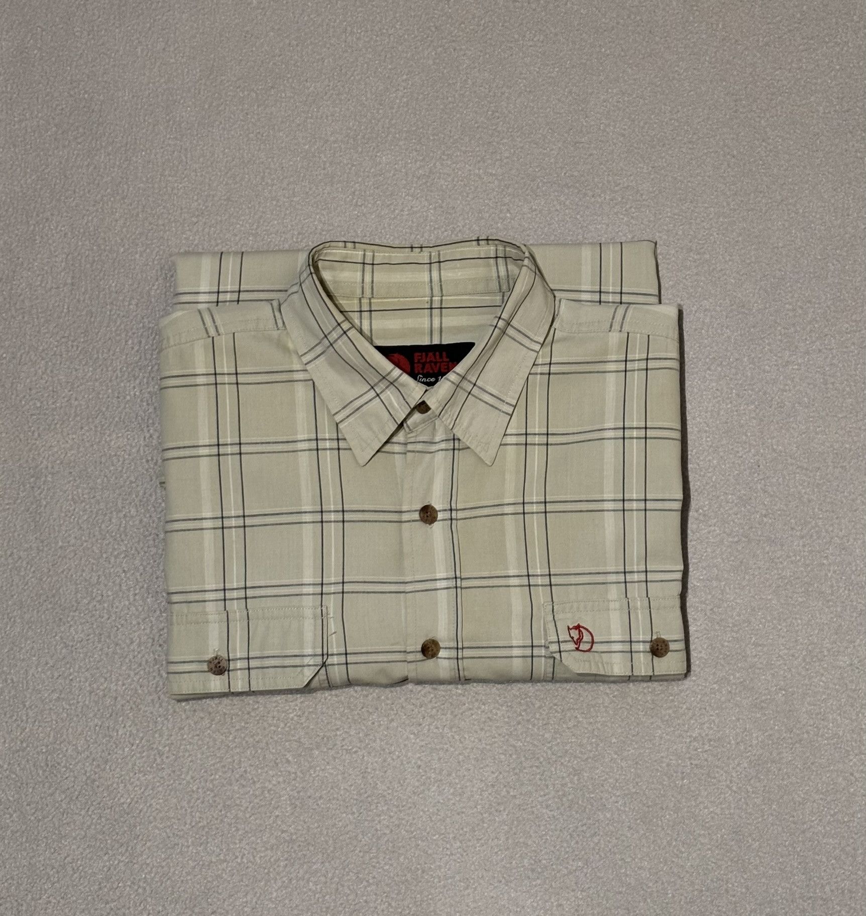 Fjallraven FjallRaven vintage shirt size L Size US L / EU 52-54 / 3 - 17 Thumbnail