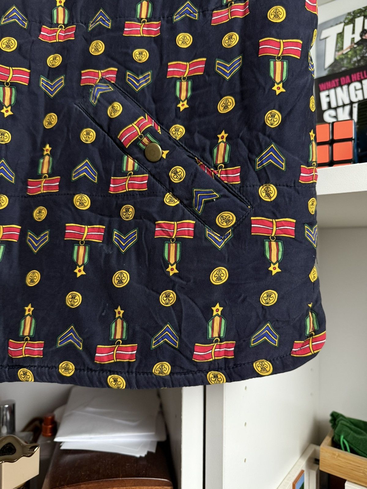 Versace × Vintage Vintage 90s Gianni Versace Silk zip all over print Vest M 80s Size US M / EU 48-50 / 2 - 5 Thumbnail