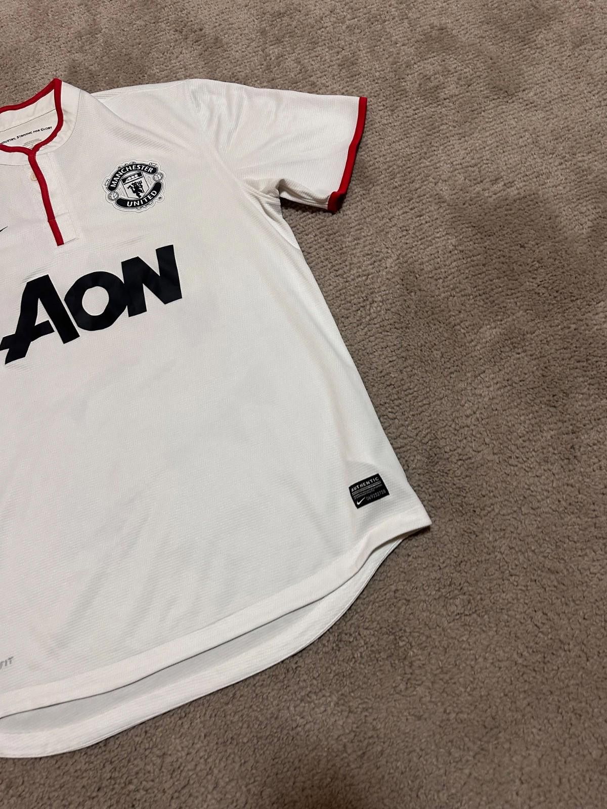 Nike MANCHESTER UNITED 2012/14 FOOTBALL SOCCER SHIRT JERSEY NIKE Size US L / EU 52-54 / 3 - 2 Thumbnail