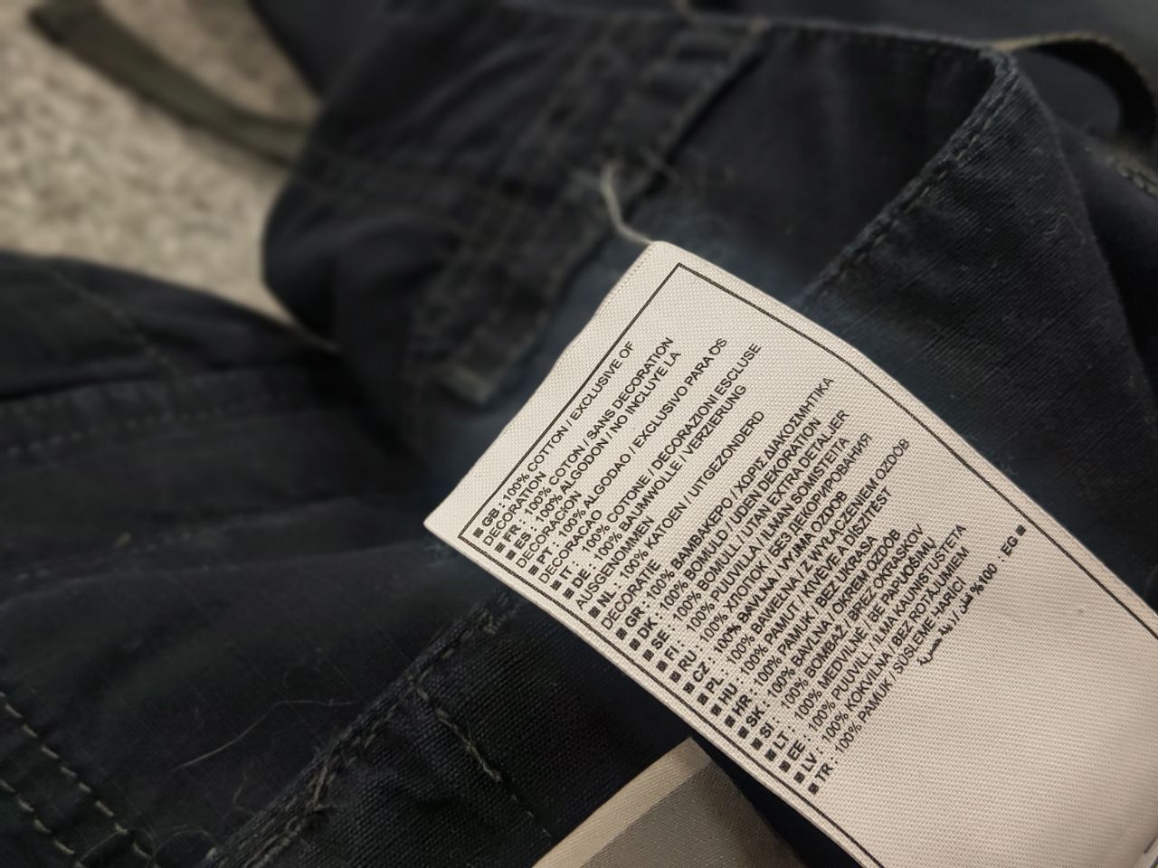 Nike Vtg Nike Baggy Cargo Zip Logo drawstrings Pants Y2K Style Size US 34 / EU 50 - 18 Thumbnail