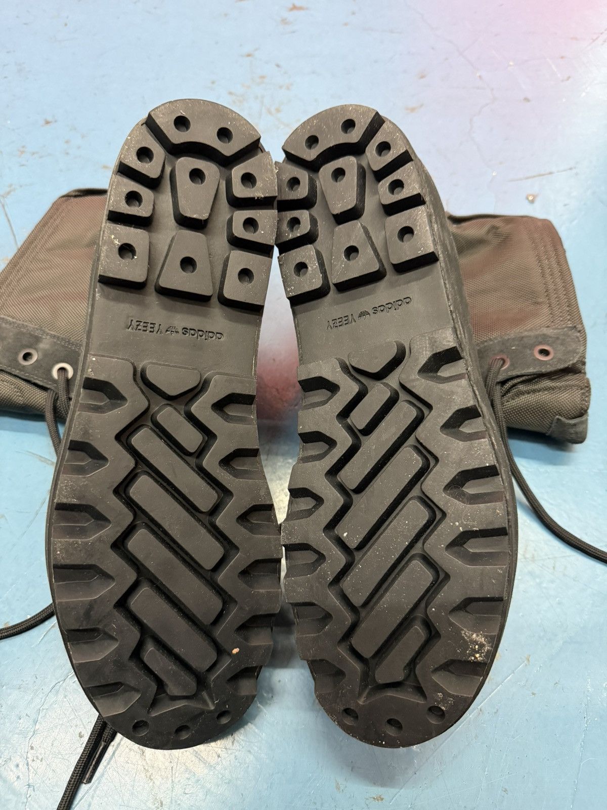 Yeezy YEEZY 950 Size US 11.5 / EU 44-45 - 10 Thumbnail