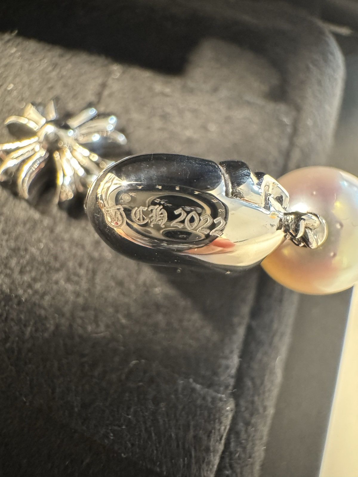 Chrome Hearts 🔥Chrome Hearts Mikimoto White Gold Pearl Earring🔥 Size ONE SIZE - 3 Thumbnail