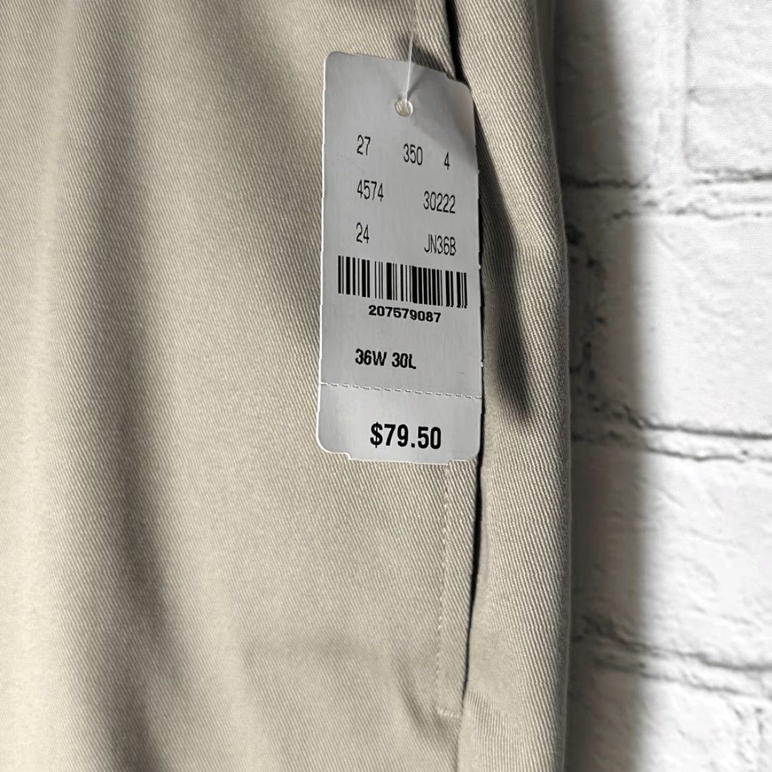 Brooks Brothers Brooks Brothers Mens Lightweight Advantage Chino Clark Tan Dress Pants W36/L30 Tan Chino Pants Mens 36 Waist 30 Inseam Size US 36 / EU 52 - 3 Thumbnail