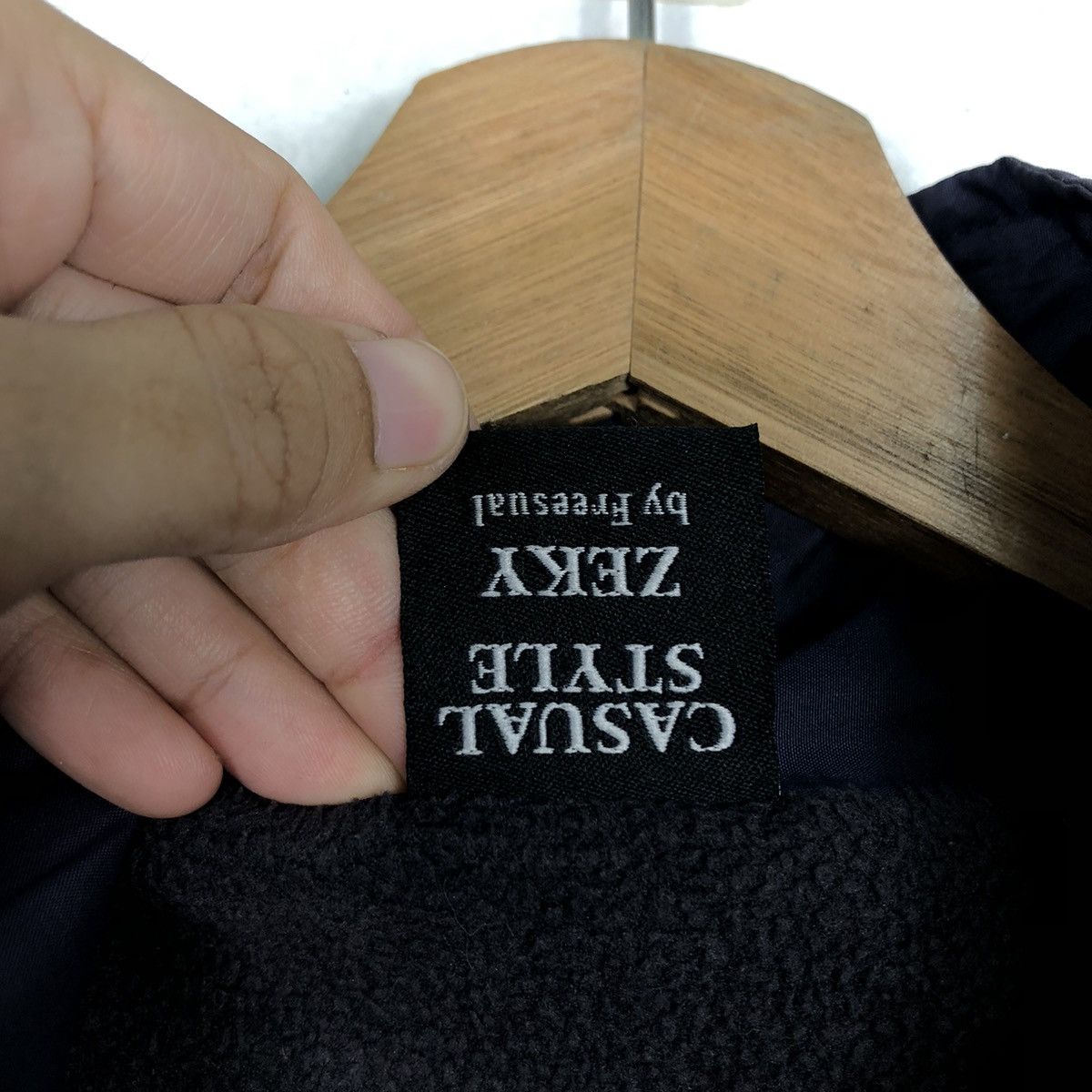Japanese Brand 📌Rare Sunfaded Design Bomber Zeky Size US L / EU 52-54 / 3 - 21 Thumbnail