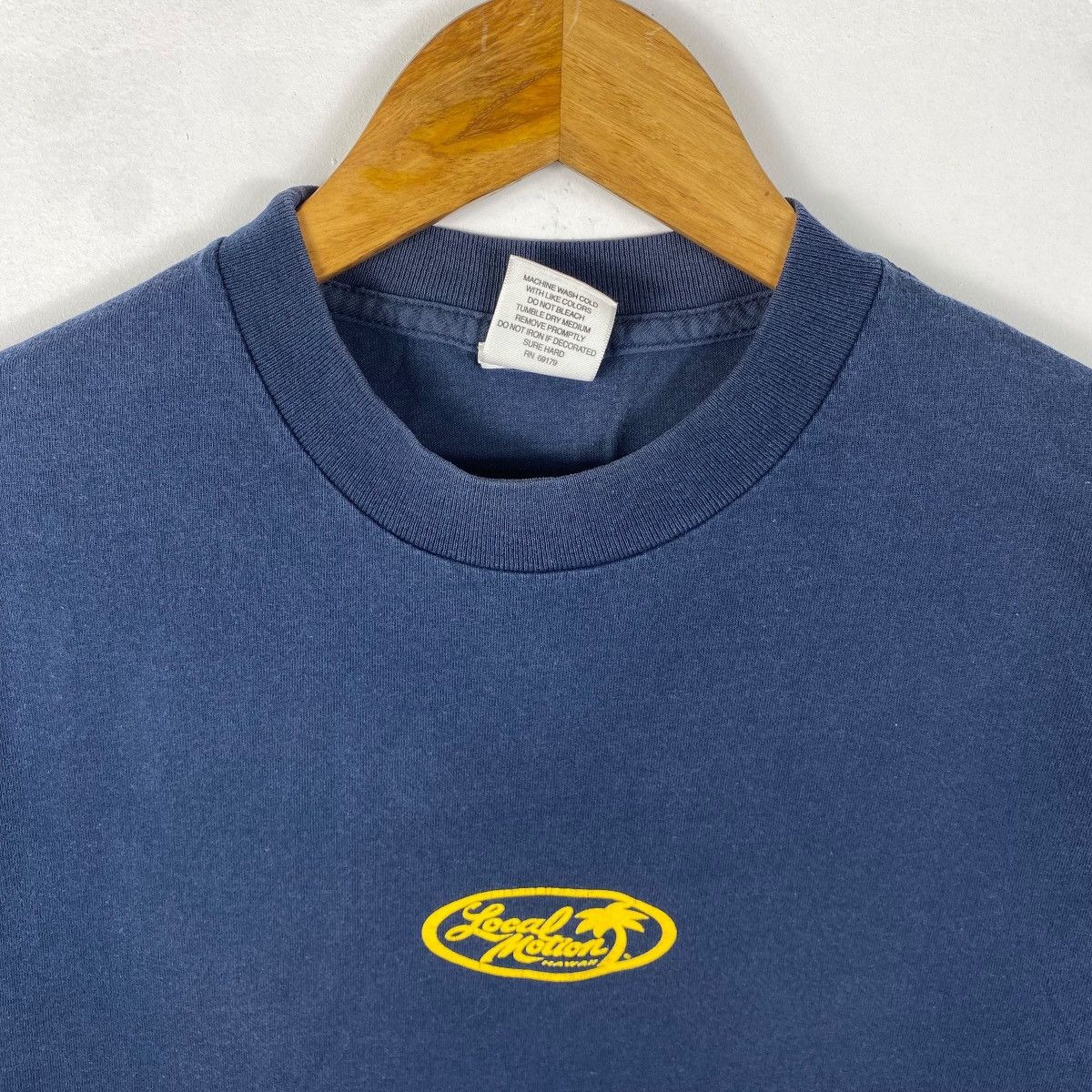 Vintage Vintage LOCAL MOTION Hawaii Graphic Surf Tee Shirt Medium Size US M / EU 48-50 / 2 - 5 Thumbnail