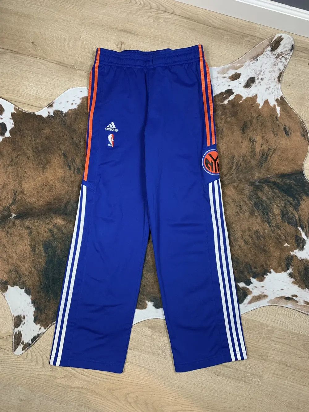 Adidas × Vintage Adidas NBA NYK Track Pants Size S Baggy Vintage Style Size US 30 / EU 46 - 1 Thumbnail