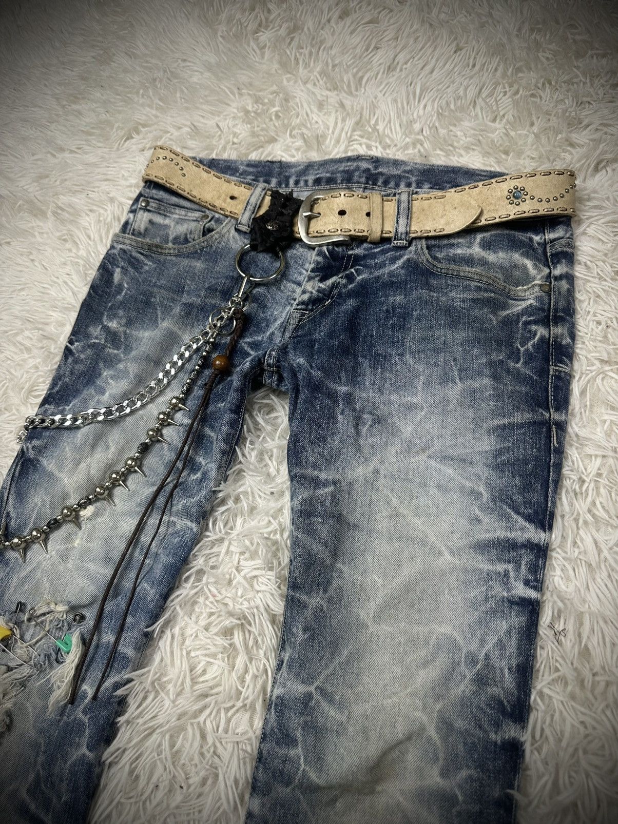 Tornado Mart rare 2000s tornado mart spiral distressed flare denim jeans Size US 32 / EU 48 - 4 Thumbnail