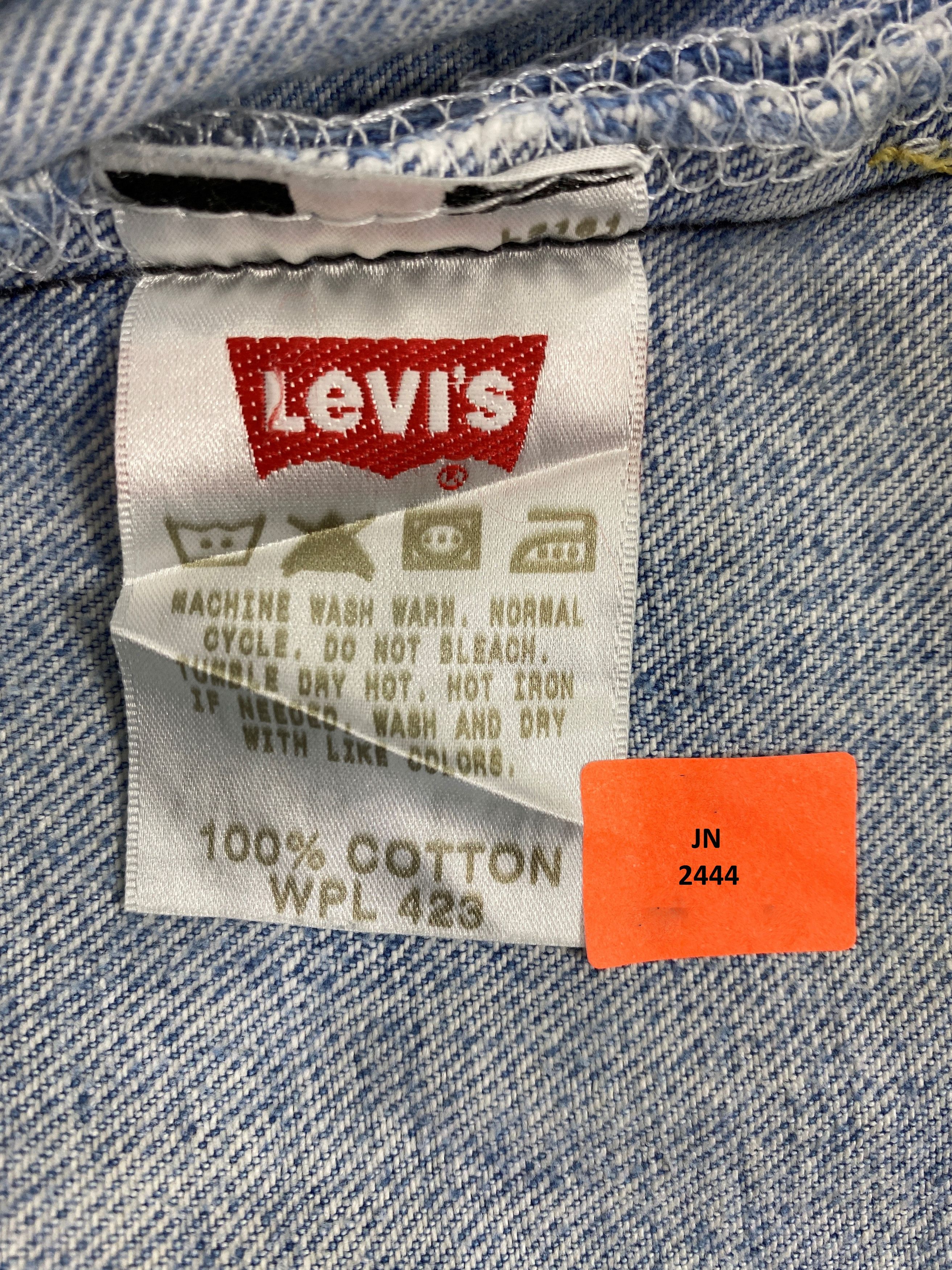 Levi's Light Blue Wash Vintage Levi's 501 37x30.5 Denim -JN2444 Size US 37 - 9 Thumbnail