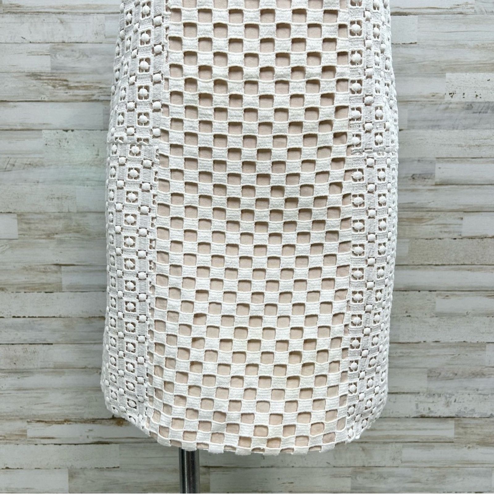 Tibi Tibi Sonoran Sleeveless Eyelet Shift Dress Size 0 Ivory Size XS / US 0-2 / IT 36-38 - 4 Thumbnail