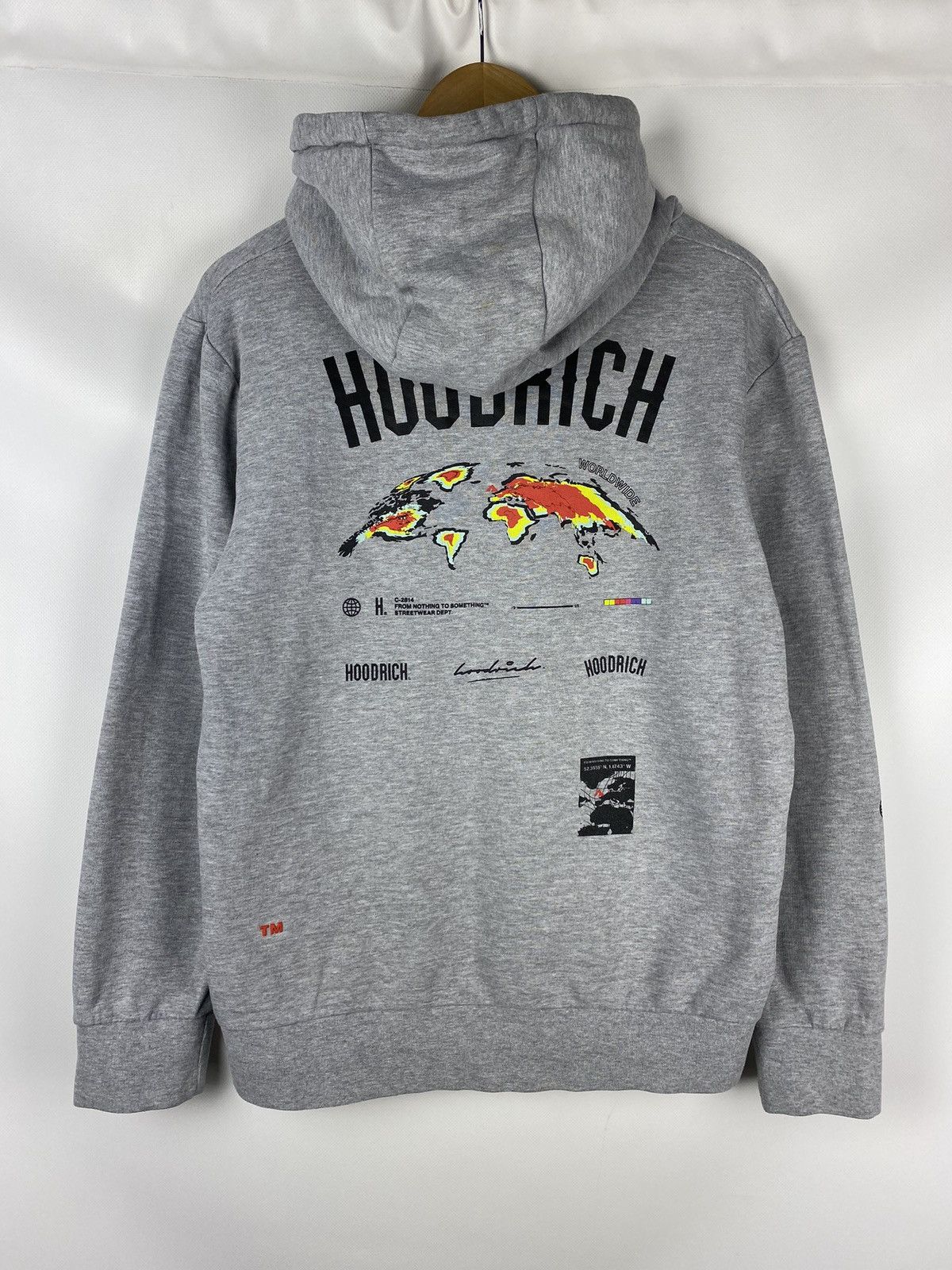Japanese Brand Hoodrich men’s big logo hoodie pullover size M Size US M / EU 48-50 / 2 - 18 Thumbnail