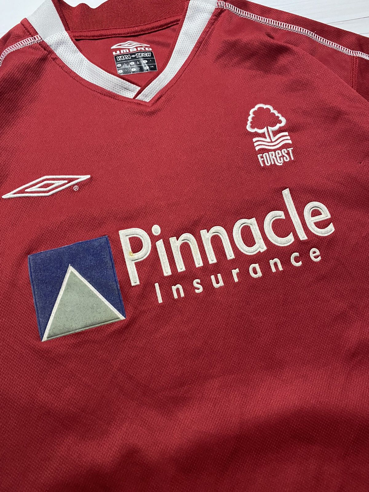 Umbro × Vintage Vintage Nottingham Forest 2002/03 Home Football Shirt Jersey Size US L / EU 52-54 / 3 - 8 Thumbnail