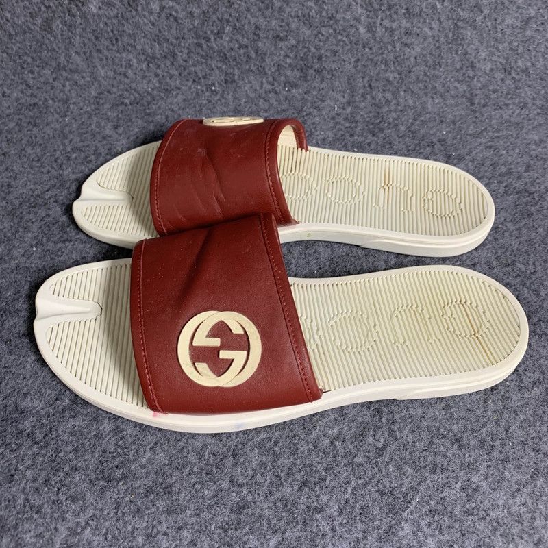 Gucci Gucci Red Slide Sandals for Men -2508 Size US 8.5 / EU 41-42 - 1 Thumbnail