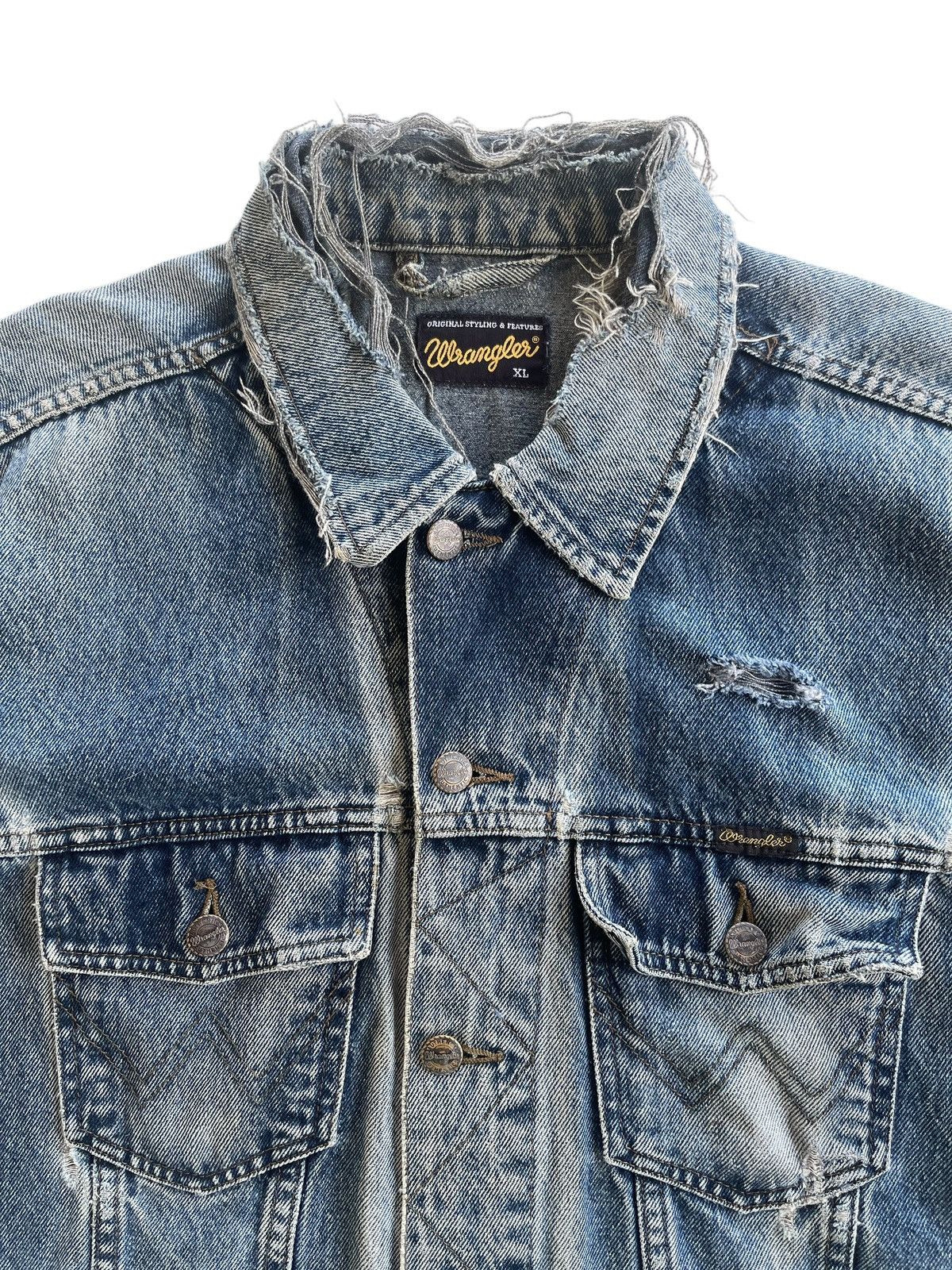 Vintage Thrashed!!! Vintage Wrangler Trucker Jacket Distressed Size US XL / EU 56 / 4 - 8 Thumbnail