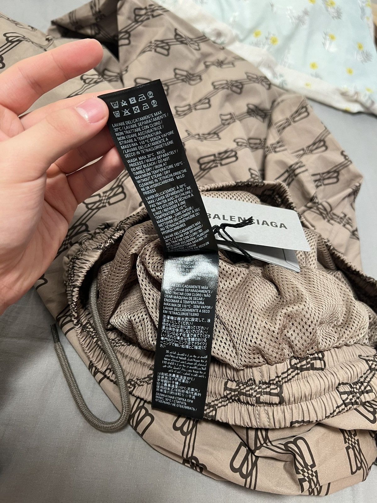 Balenciaga Balenciaga Monogram Logo Beige Track Pants Size US 32 / EU 48 - 11 Thumbnail