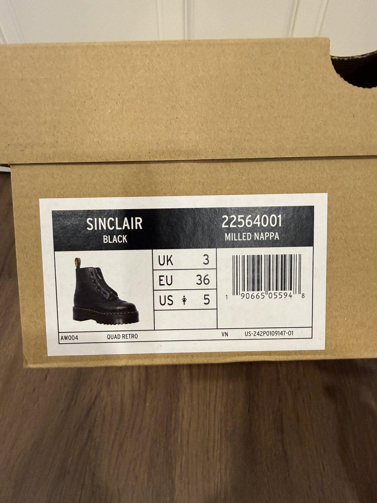 Dr. Martens Dr. Martens Milled Nappa Leather Platform Boots Size US 5 / IT 35 - 7 Thumbnail