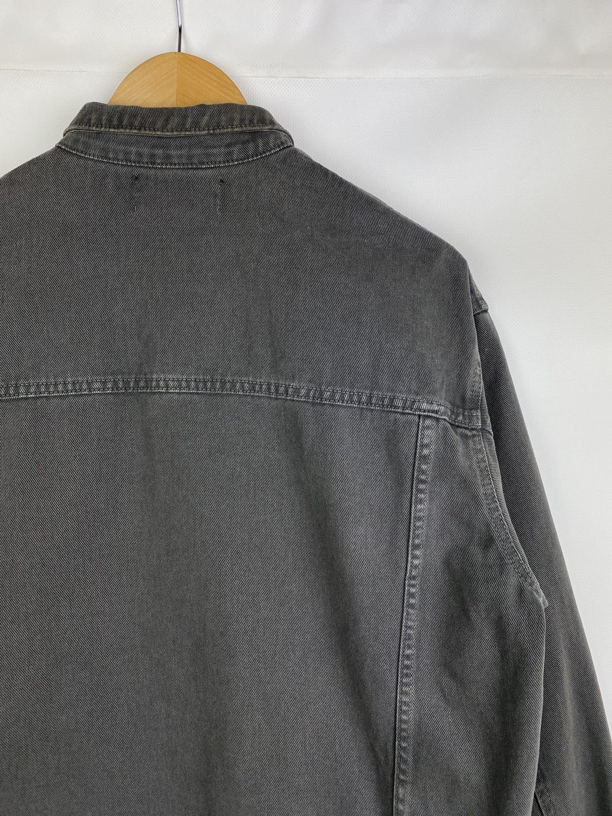 Represent Clo. Represent Clo. Spread collar men’s smoke denim jacket size L Size US L / EU 52-54 / 3 - 17 Thumbnail