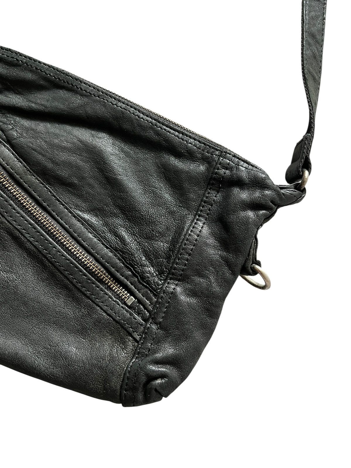 Japanese Brand And A 🇯🇵 Zipper Patina Leather Crossbody Bag Size ONE SIZE - 3 Thumbnail