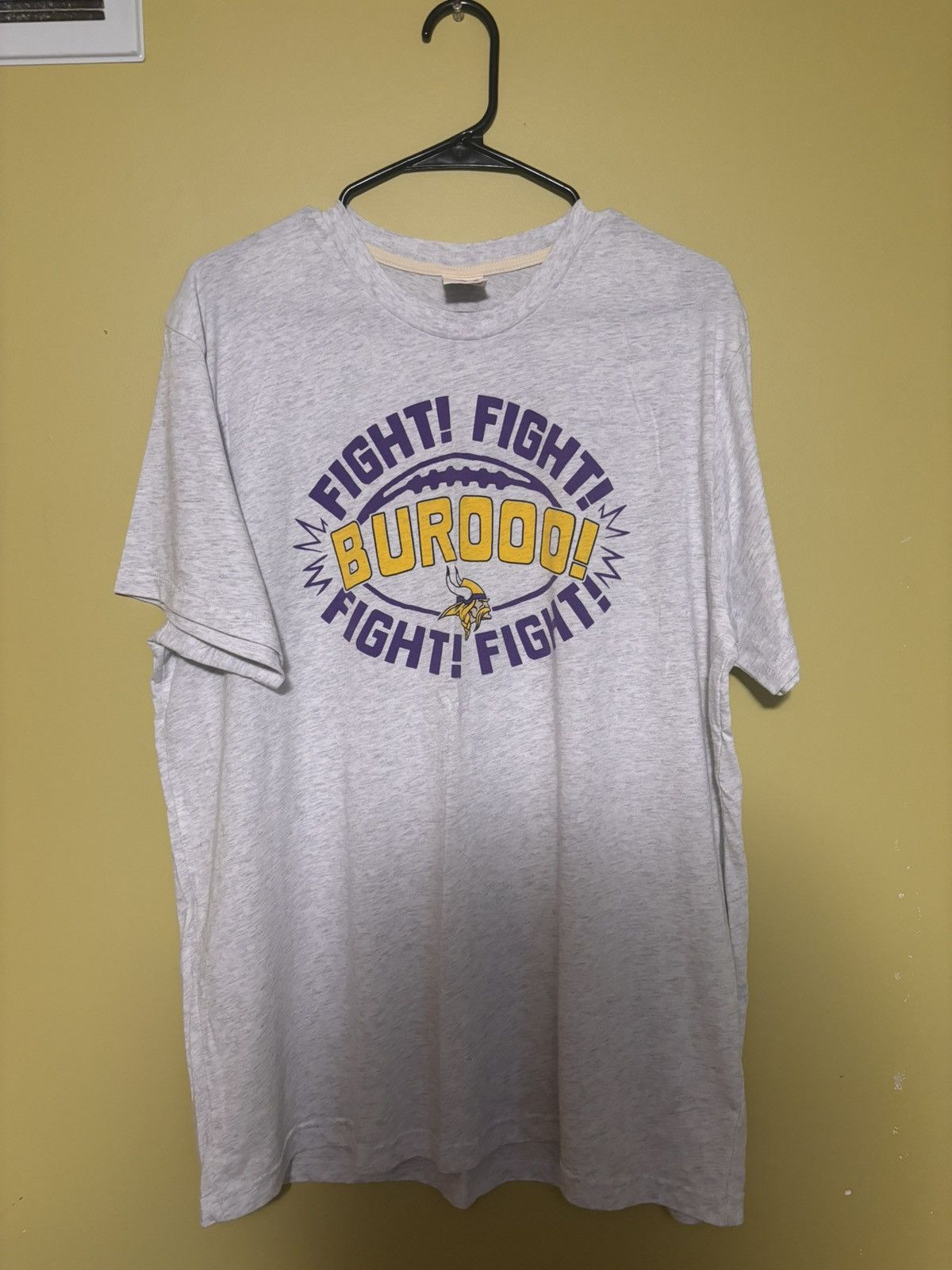 Homage Burooo fight! vintage minnesota vikings NFL t shirt size XL Size US XL / EU 56 / 4 - 1 Thumbnail