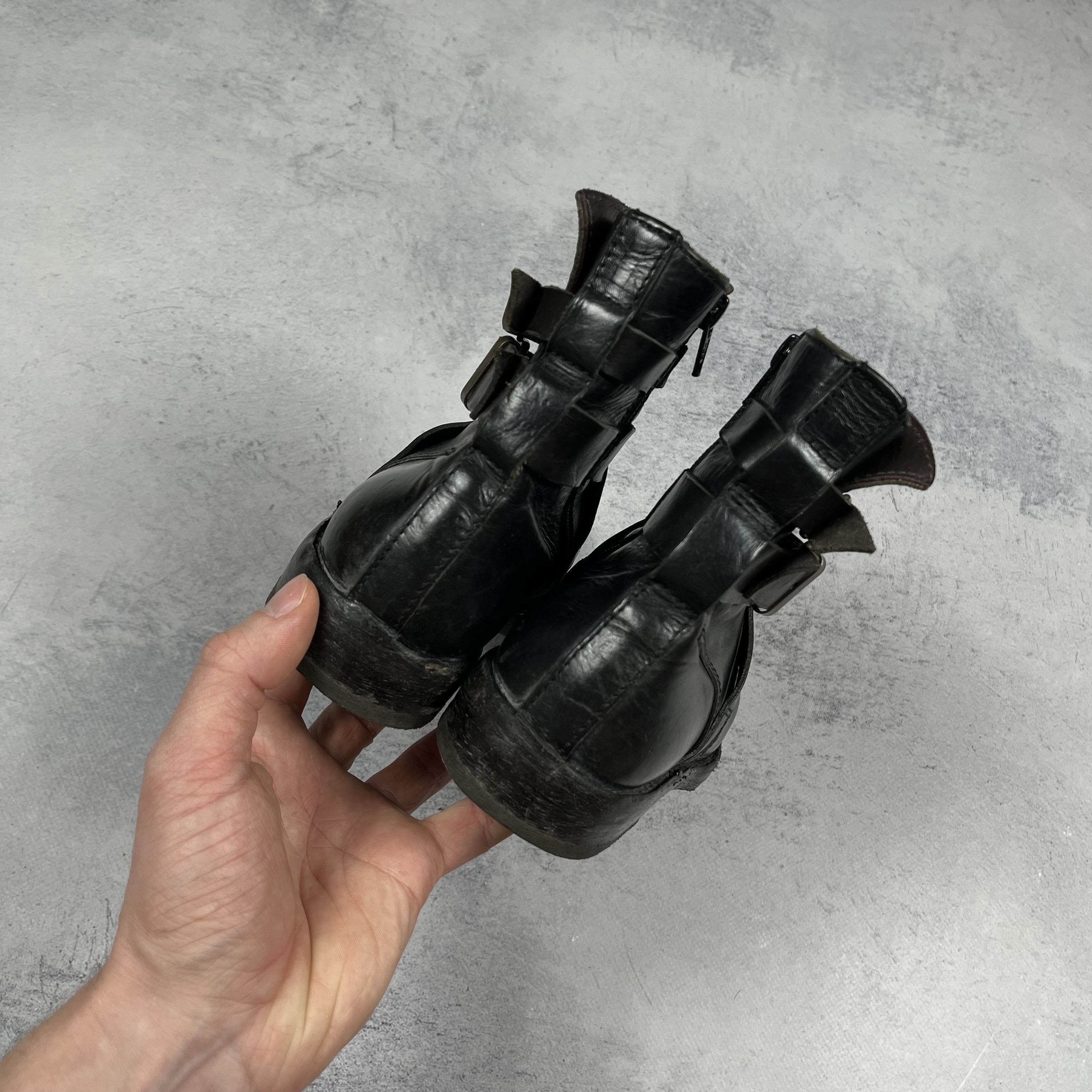 MoMA Ladies MoMA Avant-Garde Black Leather Chelsea Boots Size US 7 / IT 37 - 9 Thumbnail