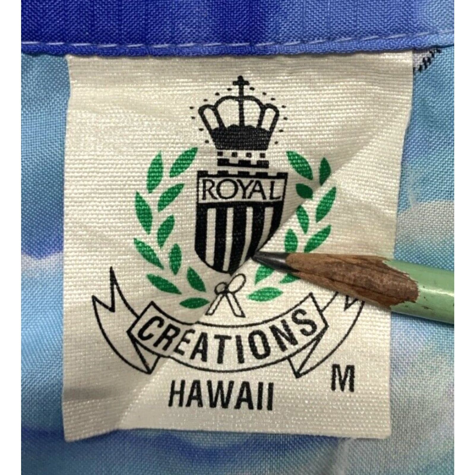 Vintage Royal Creations Shirt Mens Hawaiian Size Medium Button Down 1 Pocket Blue Size US M / EU 48-50 / 2 - 7 Thumbnail
