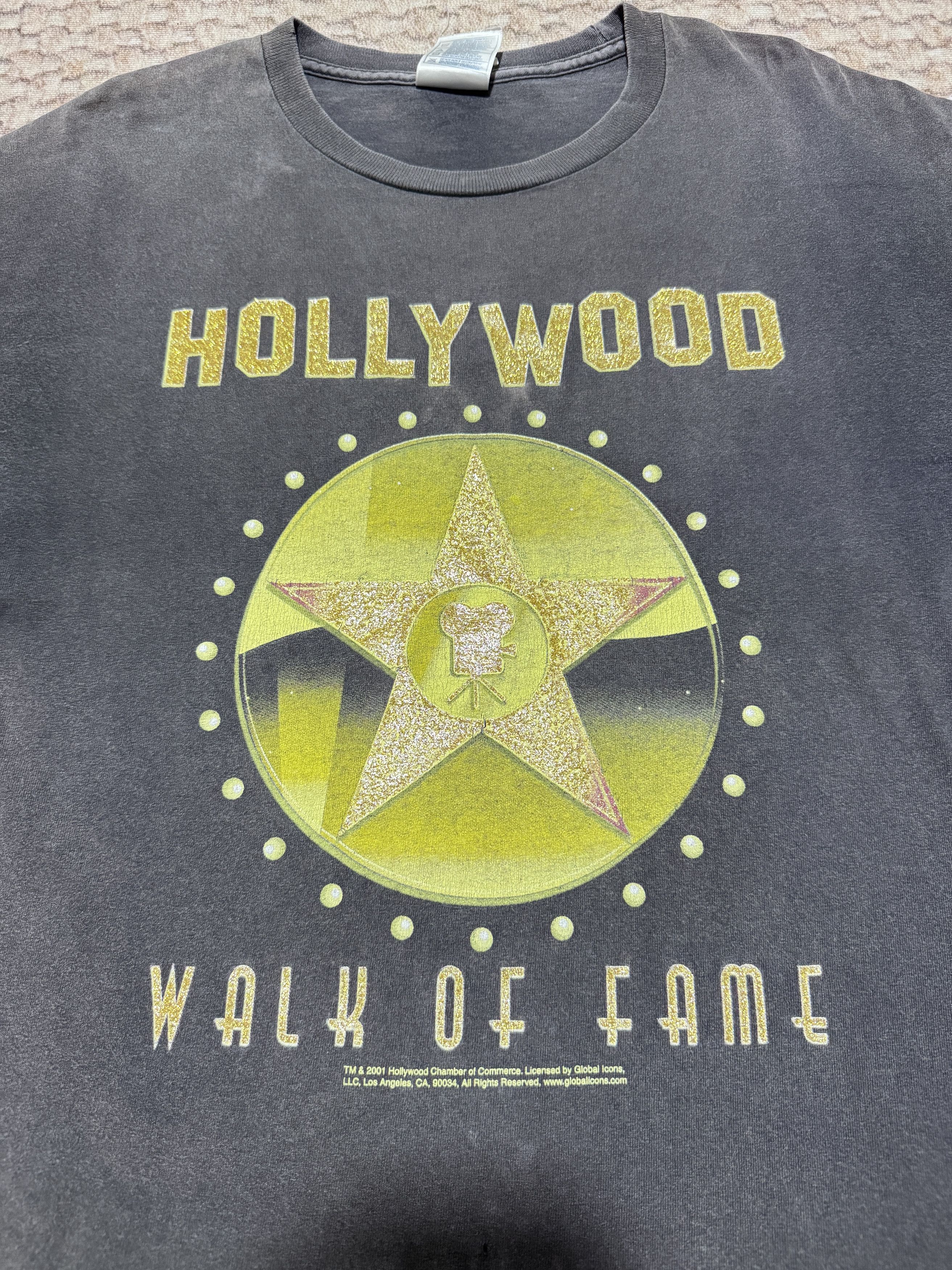 Vintage Vintage Y2K Hollywood Walk Of Fame Sun faded T shirt Size US L / EU 52-54 / 3 - 3 Thumbnail