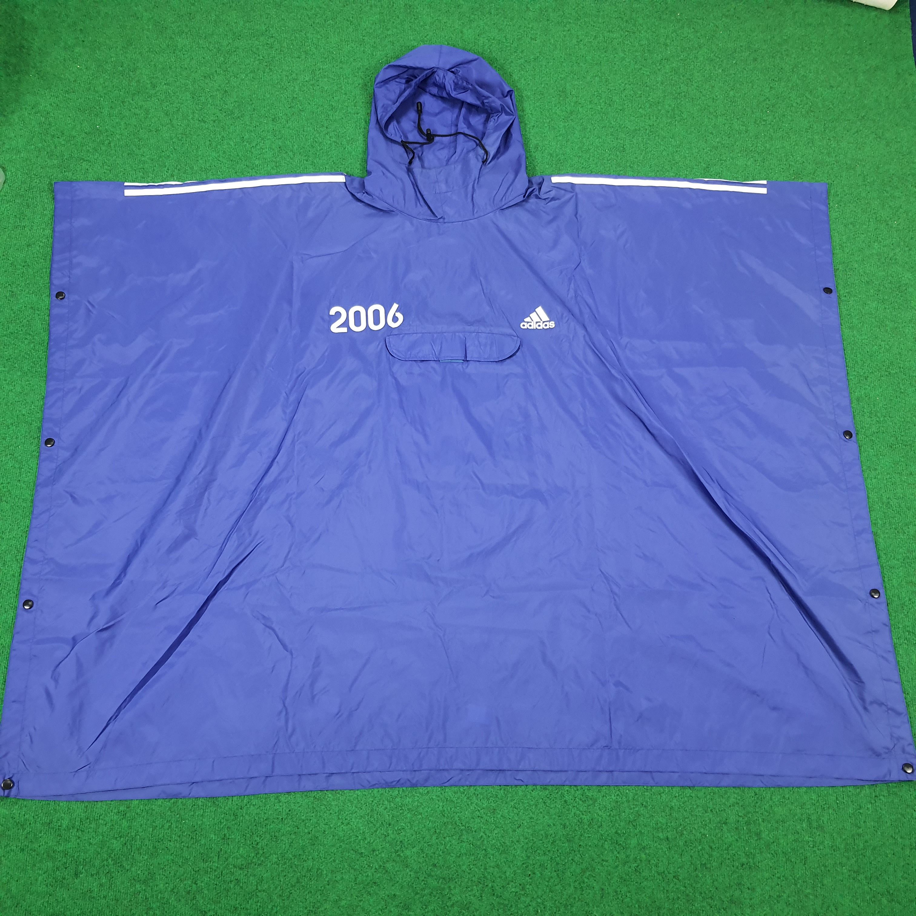 Adidas Vintage Adidas Japan Football Team Raincoat Size US M / EU 48-50 / 2 - 3 Thumbnail