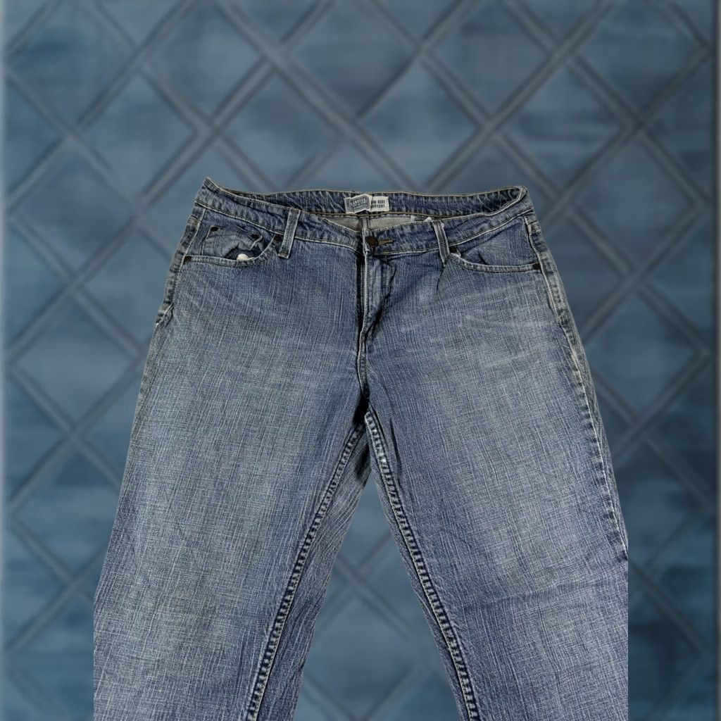 Levi's Levi's Signature Jeans Bootcut Denim Blue 14 Regular Low Rise 5-Pocket Womens Modern Stretch Jeans Size 36" / US 14 / IT 50 - 1 Thumbnail