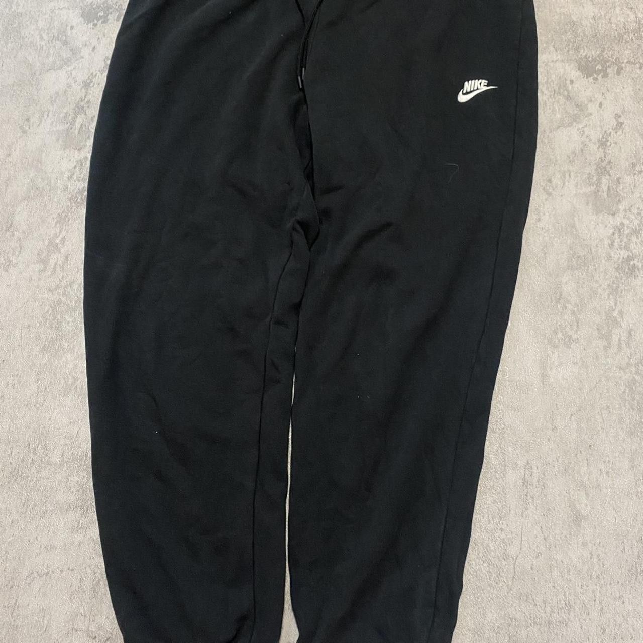 Nike Black Nike Sweatpants with drawstring waist Size US 32 / EU 48 - 1 Thumbnail