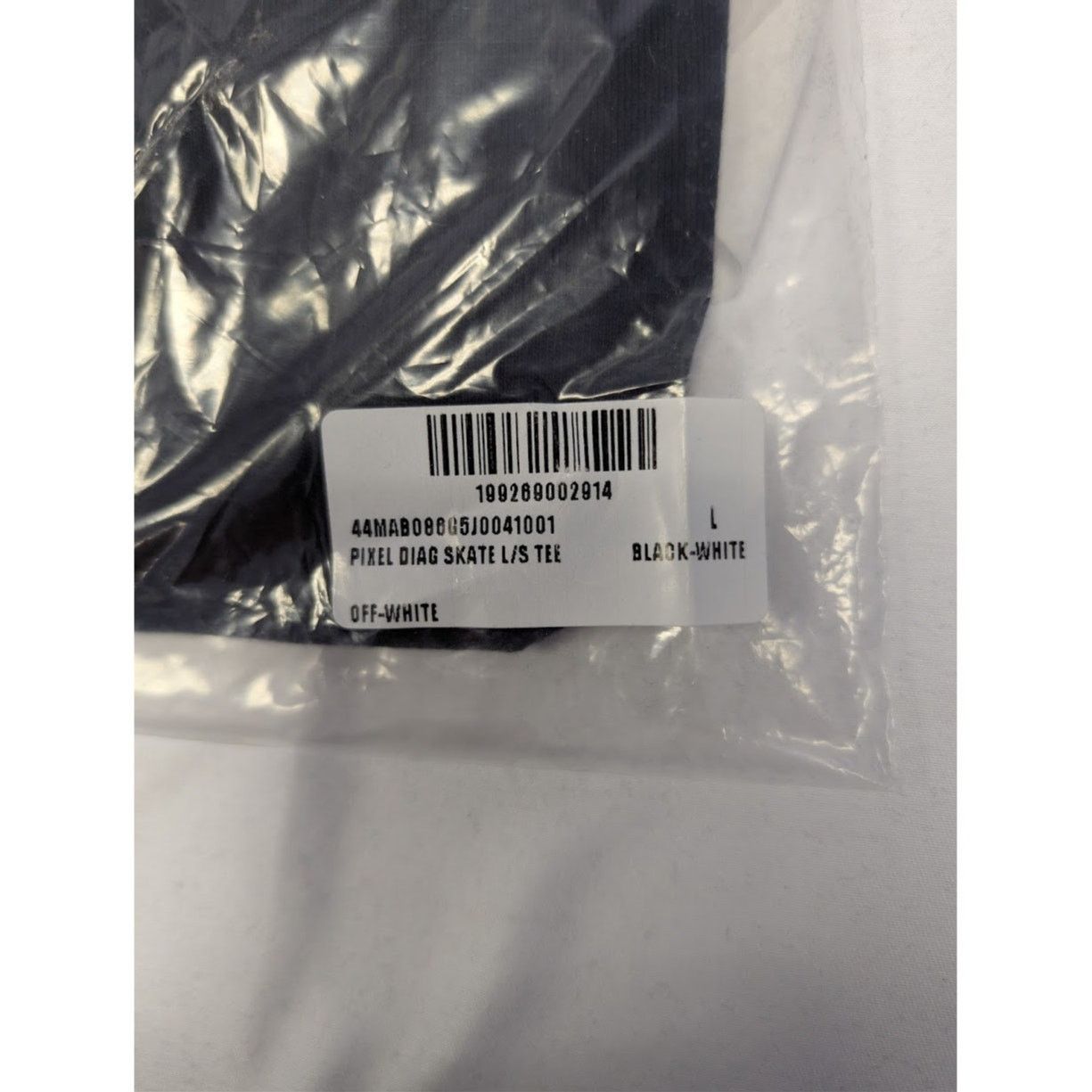 Off-White o1rshd1 Q:2 / Pixel Diag Skate L/S T-Shirt in Black/White Size US XL / EU 56 / 4 - 20 Thumbnail