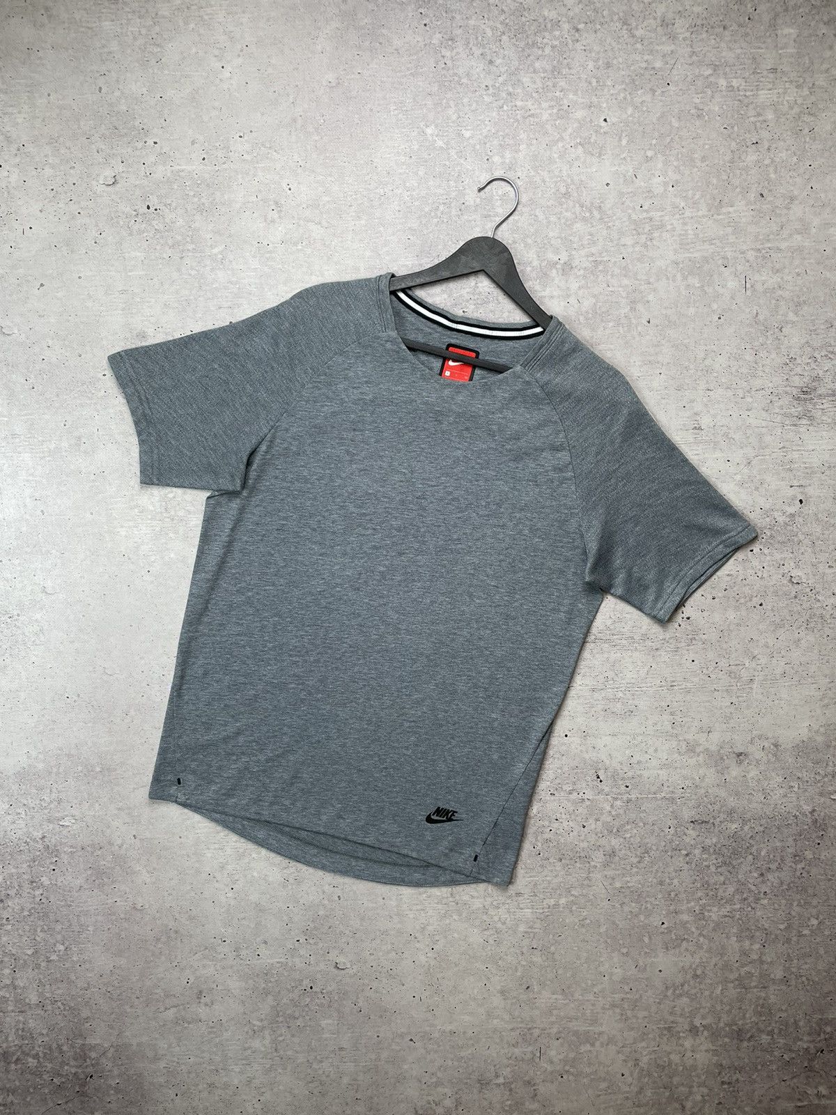 Nike Nike tech fleece tshirt Sz S Size US S / EU 44-46 / 1 - 1 Thumbnail