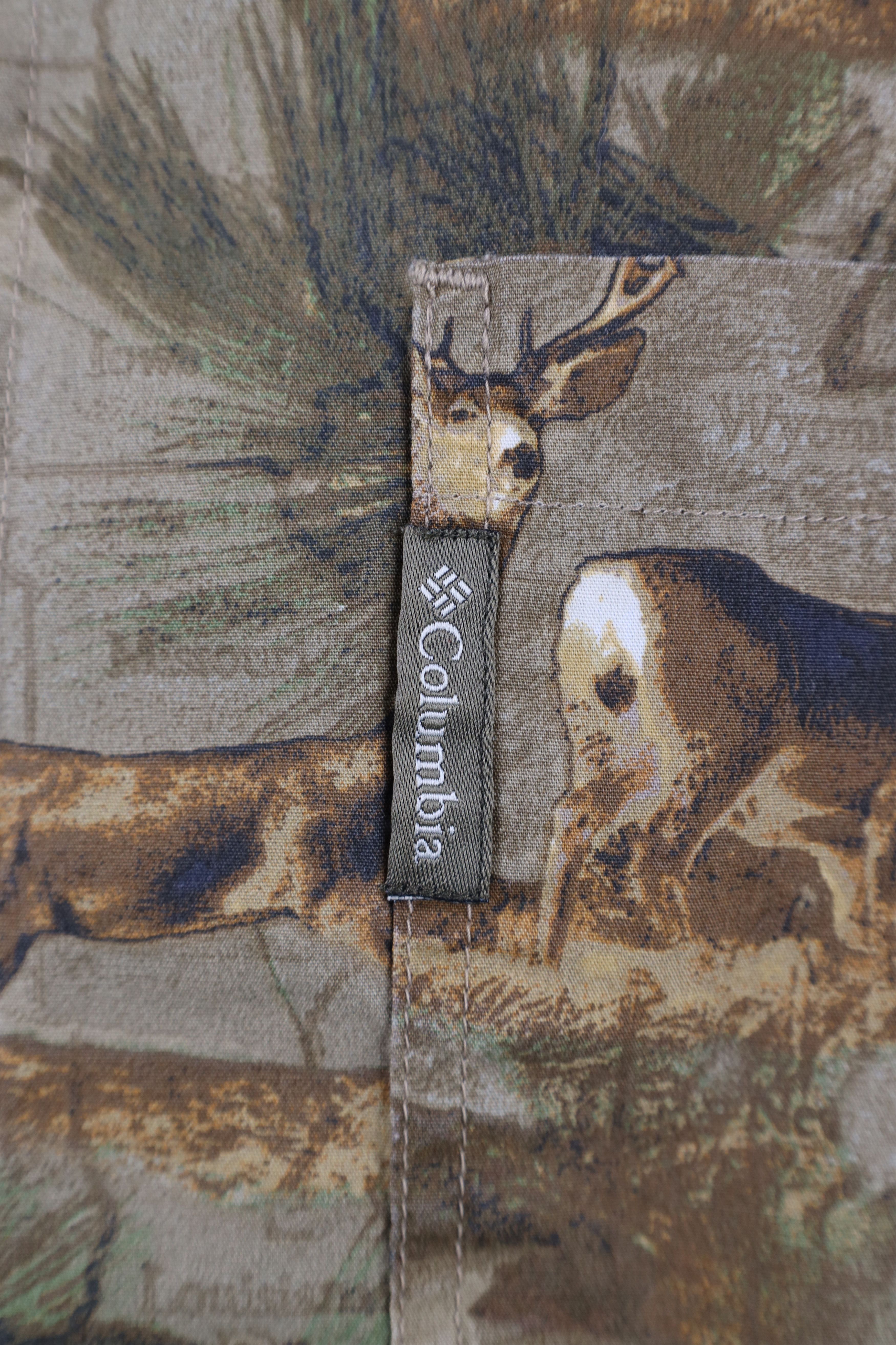 Columbia × Vintage Vintage Columbia Over Print Whitetail Deer Buck Button Shirt Size US M / EU 48-50 / 2 - 4 Thumbnail