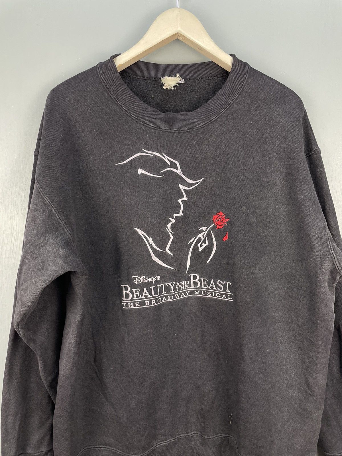 Disney Vintage 90s Beauty And The Beast disney sweatshirt Size US L / EU 52-54 / 3 - 3 Thumbnail
