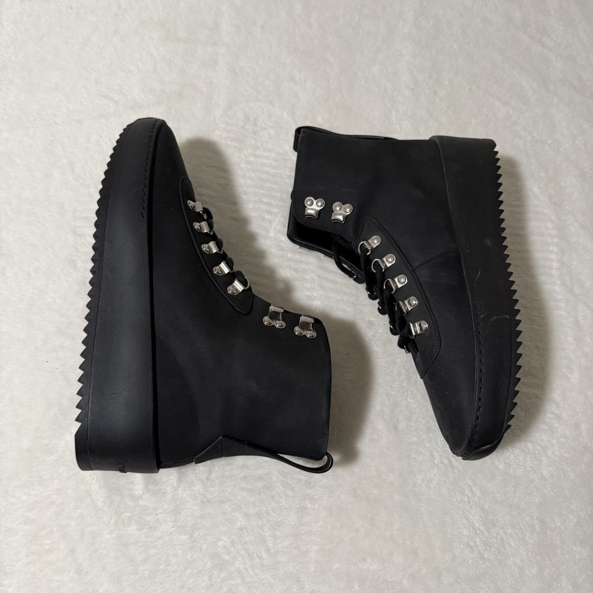 Fear of God Fear of God Fifth Collection Hiking Sneakers Size US 8 / EU 41 - 3 Thumbnail