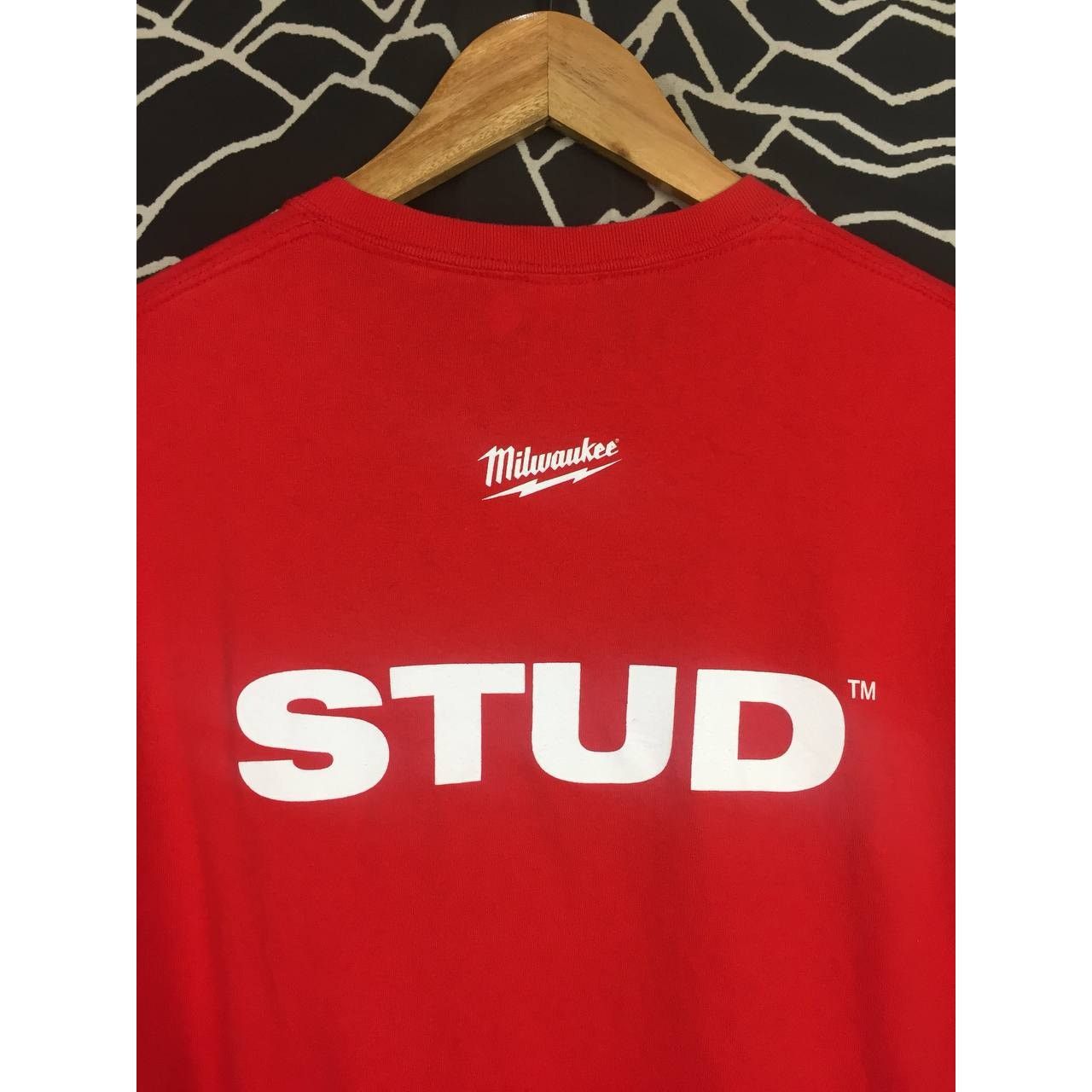 Gildan Milwaukee Electric Tool Corporation Big Logo Tee Size US XL / EU 56 / 4 - 5 Thumbnail