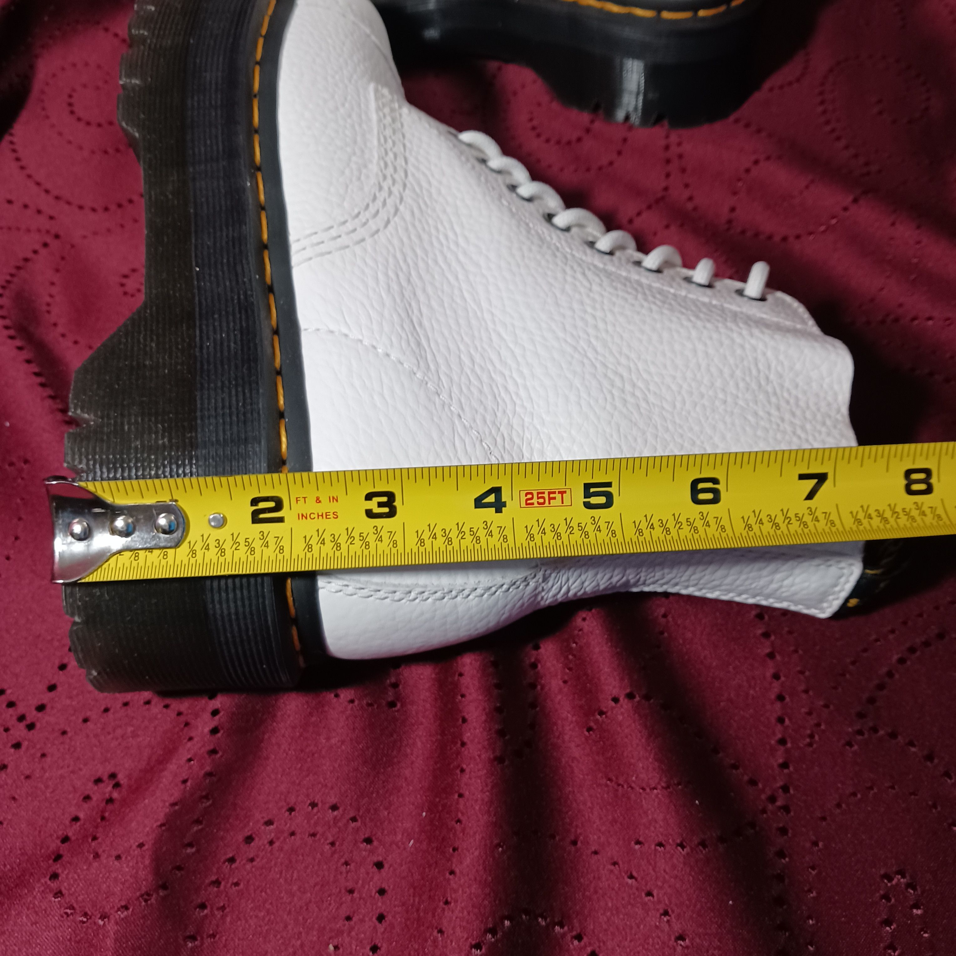 Dr. Martens Dr. Martens White Sinclair Boots W8 Size US 8 / IT 38 - 9 Thumbnail