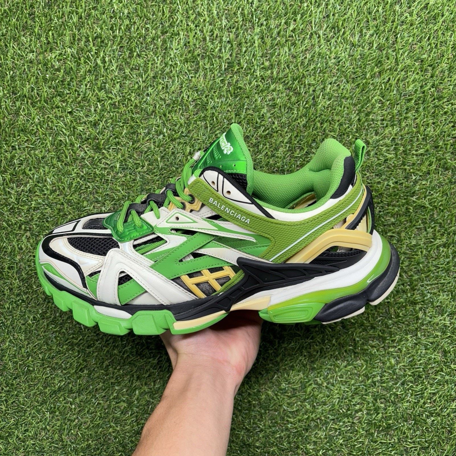 Balenciaga Balenciaga Track 2 Trainer ' White Green ' | GREAT COND! Size US 10 / EU 43 - 11 Thumbnail