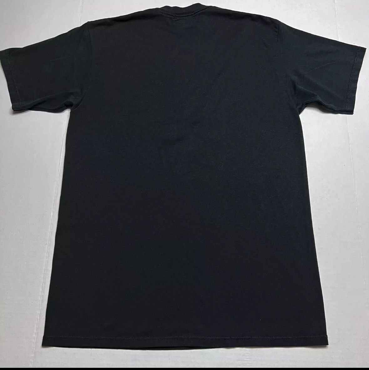 Georges Marciano × Guess × Vintage Vintage Guess Embroidered T-Shirt In Black Made in USA Size US L / EU 52-54 / 3 - 4 Thumbnail