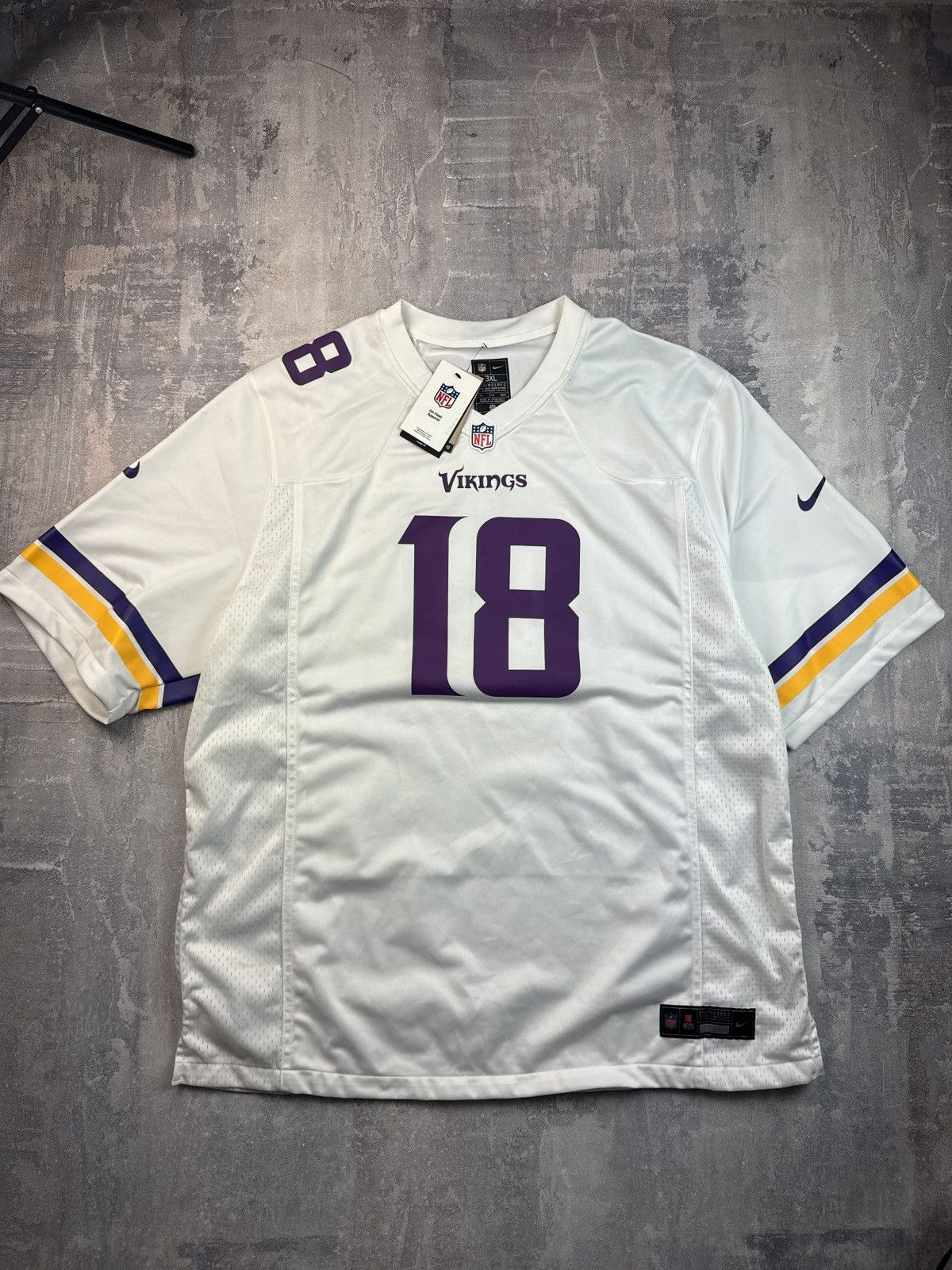 Nike Nike Minnesota Vikings Justin Jefferson #18 NFL Size US XXL / EU 58 / 5 - 1 Thumbnail