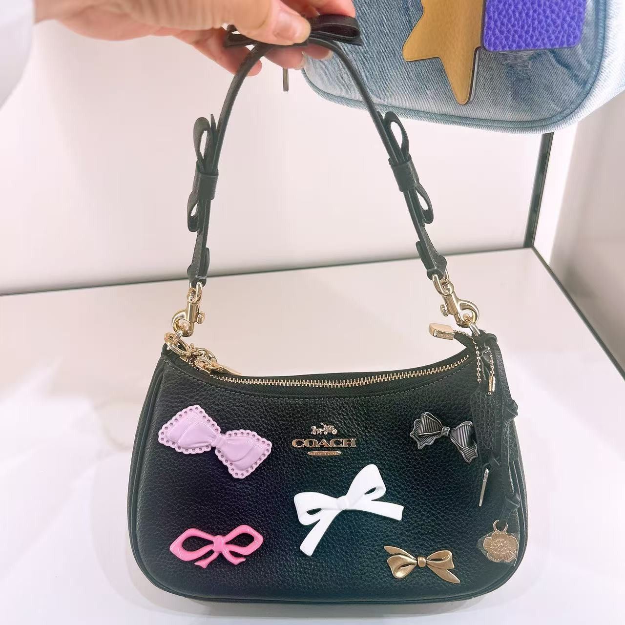 Coach Teri Shoulder Bag With Bows And Charms CDY93 Size ONE SIZE - 3 Thumbnail