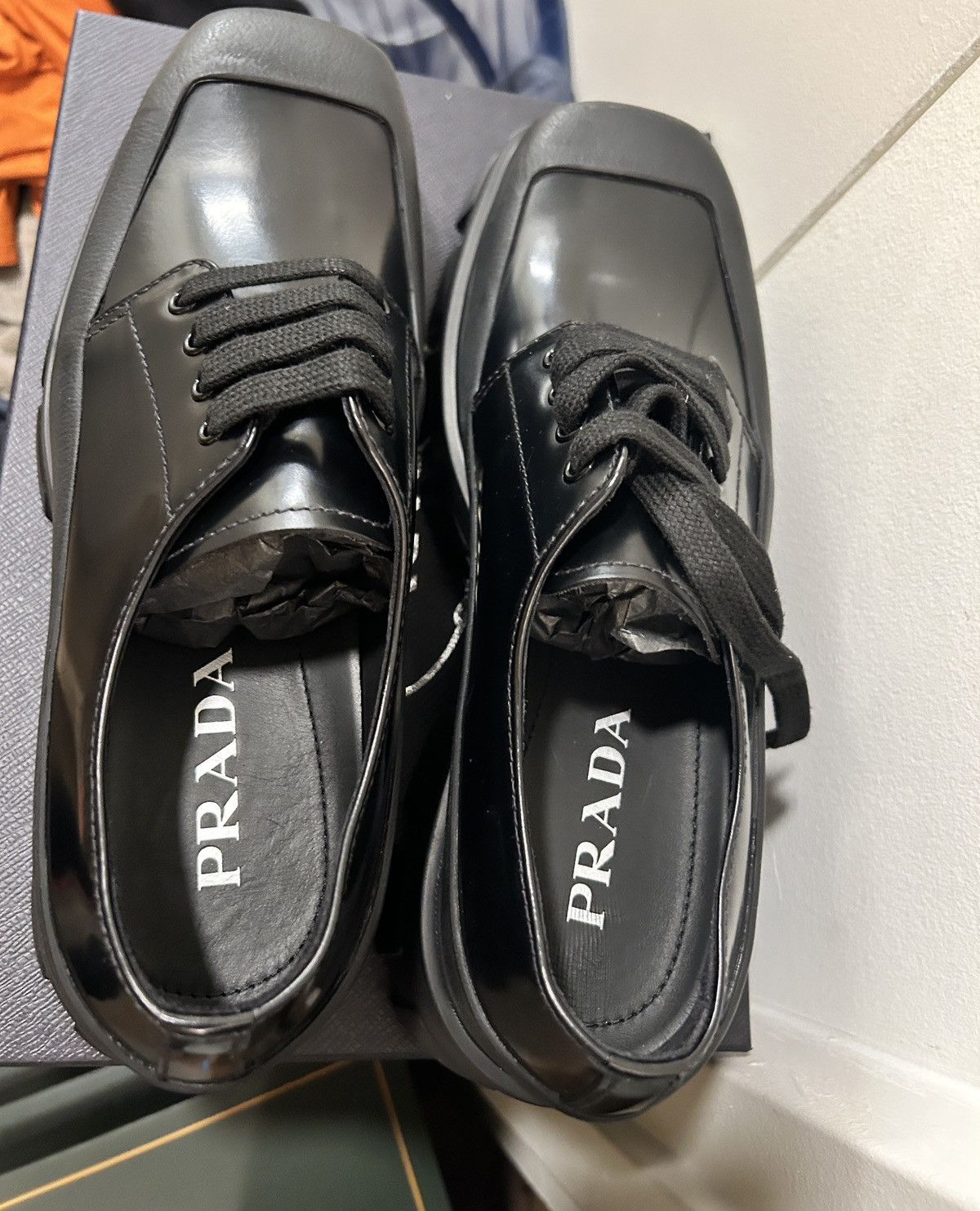 Prada PRADA BRUSHED LEATHER DERBY SHOES BLACK 2EG411-055-F0002 Size US 7 / EU 40 - 2 Thumbnail