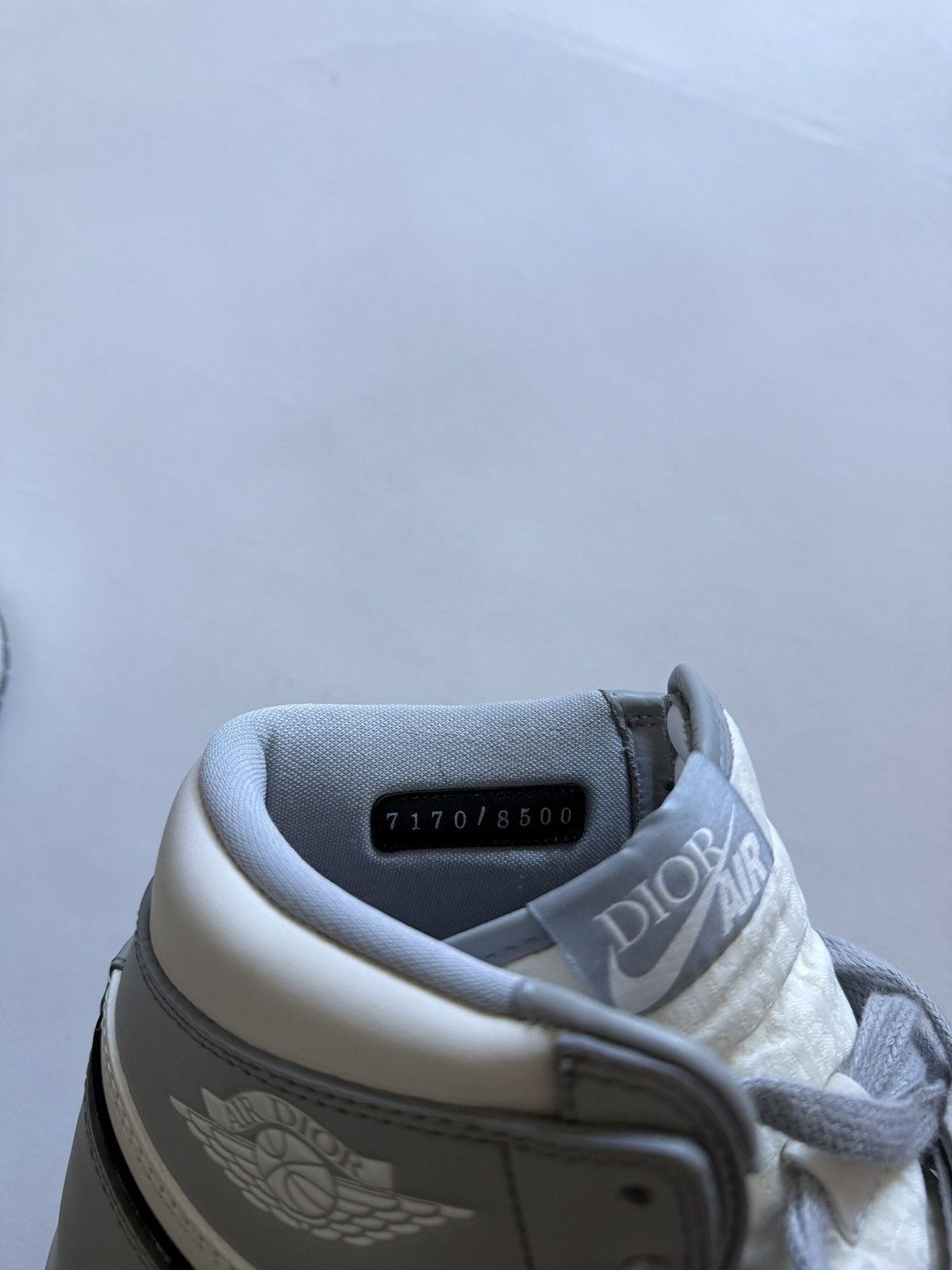Dior × Jordan Brand Dior x Air Jordan 1 High Size US 9 / EU 42 - 8 Thumbnail