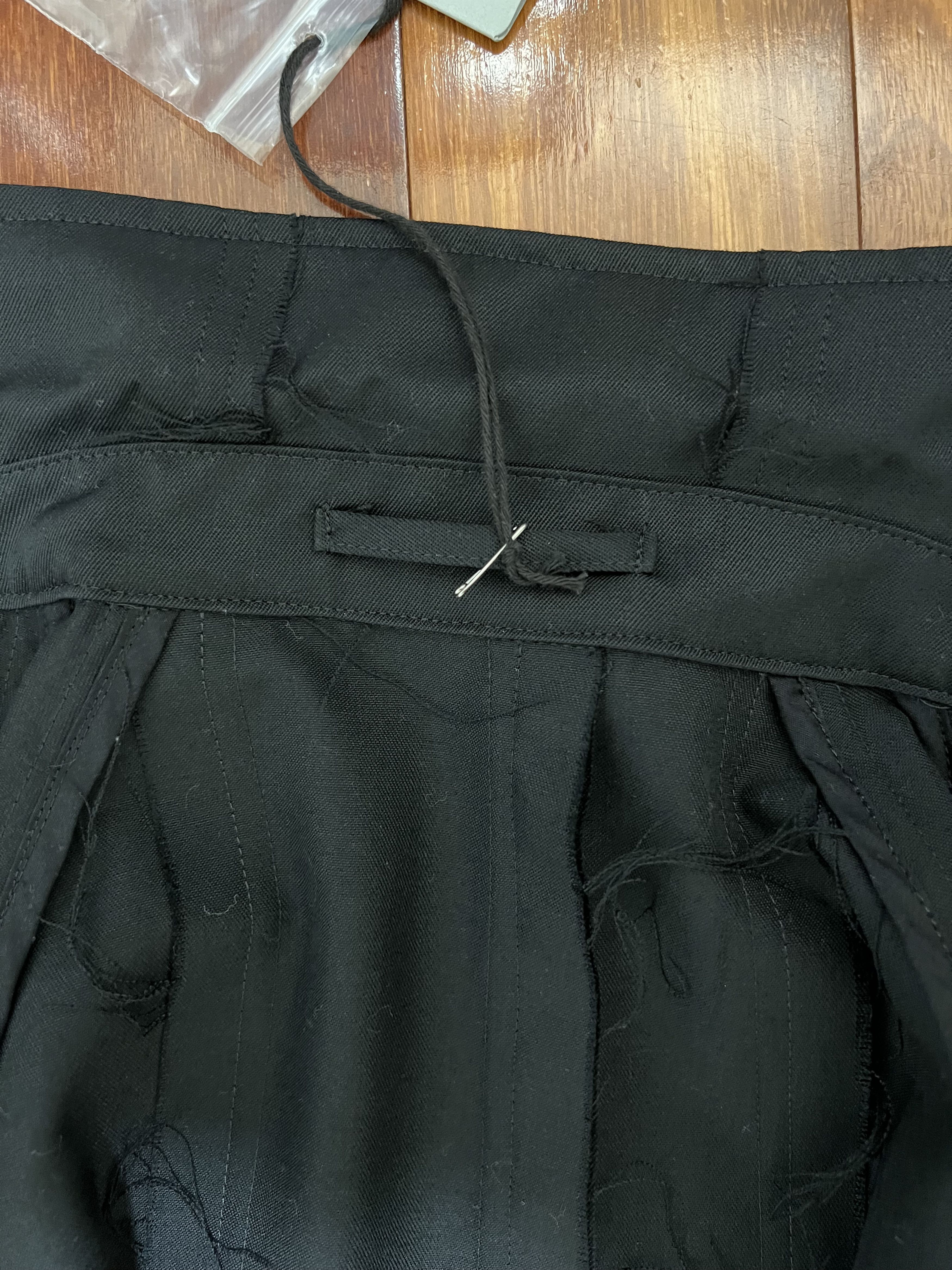 Vuja De 💚 Vuja De THE “LIEN” VIRGIN WOOL COAT IN MATTE BLACK Size US S / EU 44-46 / 1 - 12 Thumbnail