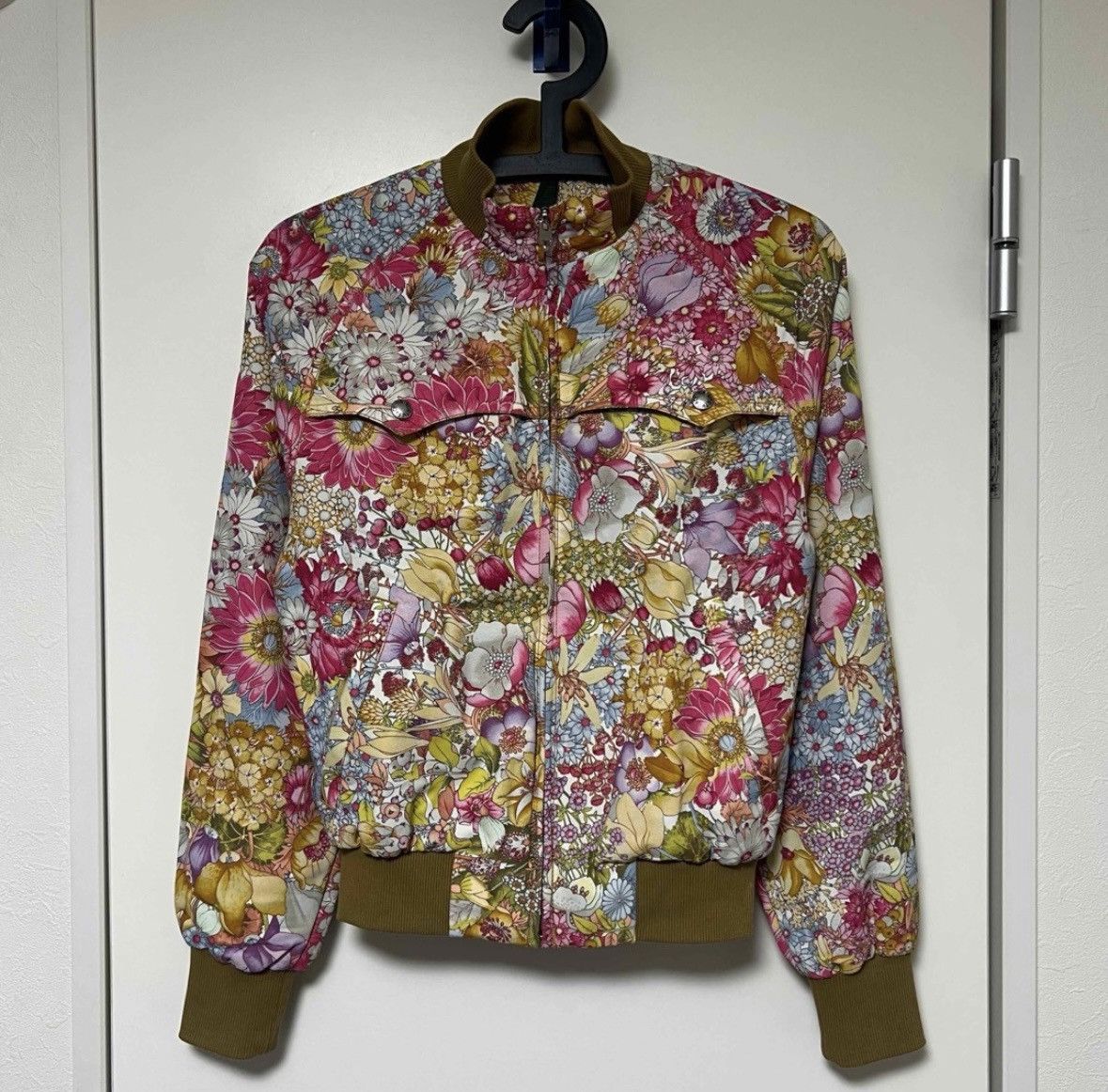 Gucci × The North Face Gucci x The North Face Floral Bomber Jacket Size US XS / EU 42 / 0 - 2 Thumbnail