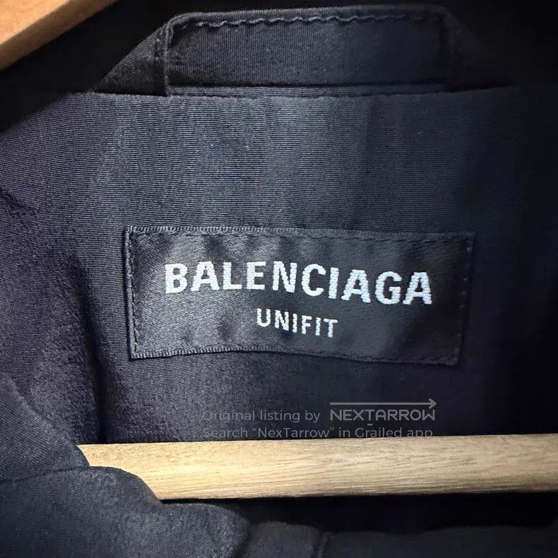 Balenciaga Balenciaga Solid Color Zip-Up Stand Collar Sports Long Sle Size US XL / EU 56 / 4 - 4 Thumbnail