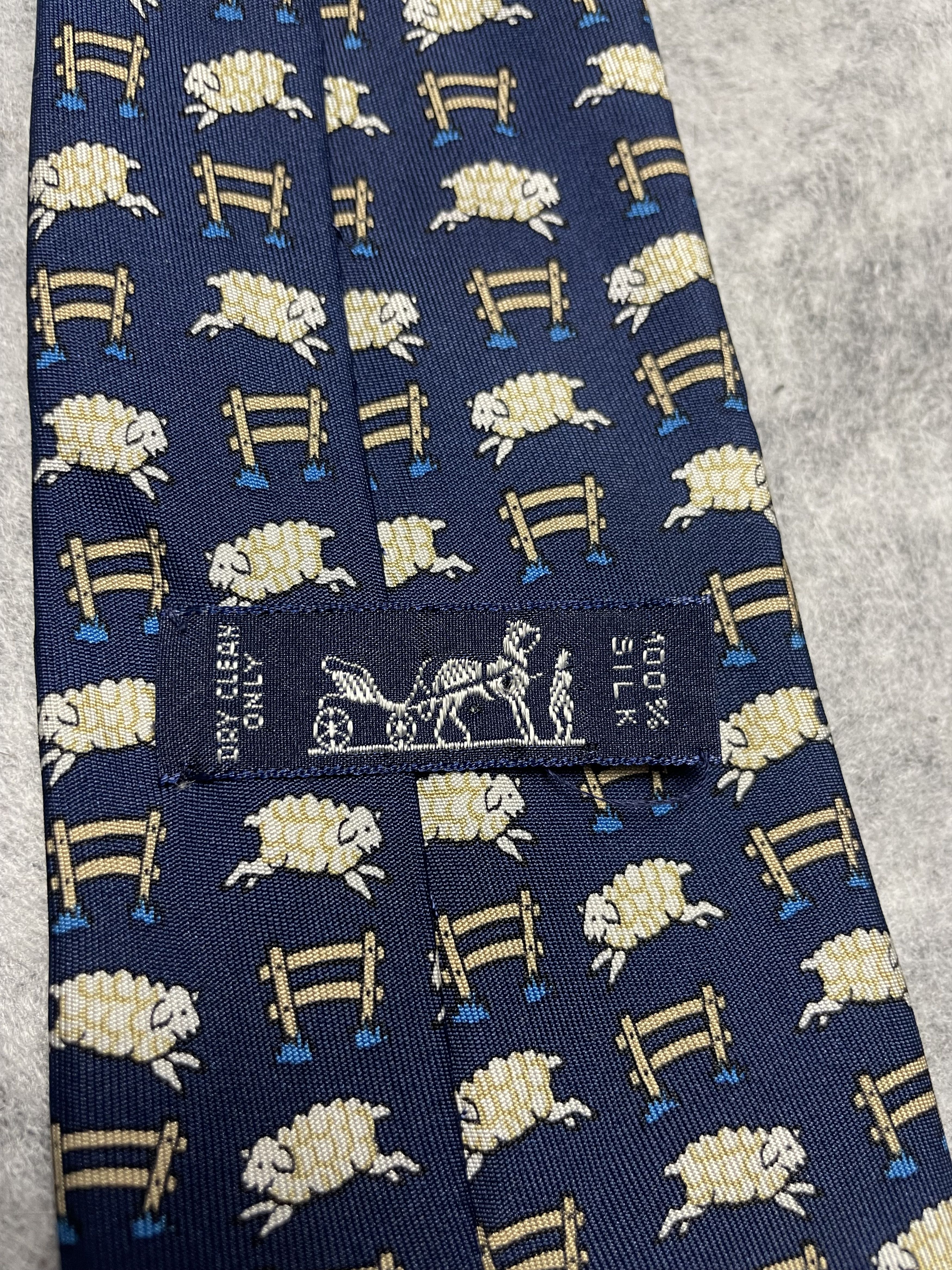 Hermes HERMES Paris 7528 IA Sheep Pattern Ochre Silk Tie Size ONE SIZE - 5 Thumbnail