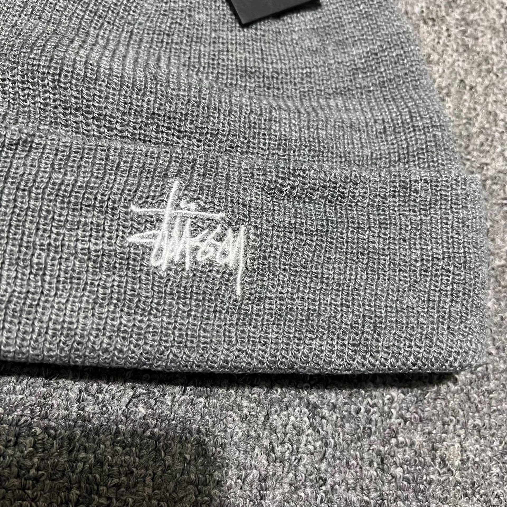 Stussy Stussy Classic Solid Color Embroidered Logo Knit Beanie Q7 Size ONE SIZE - 6 Thumbnail